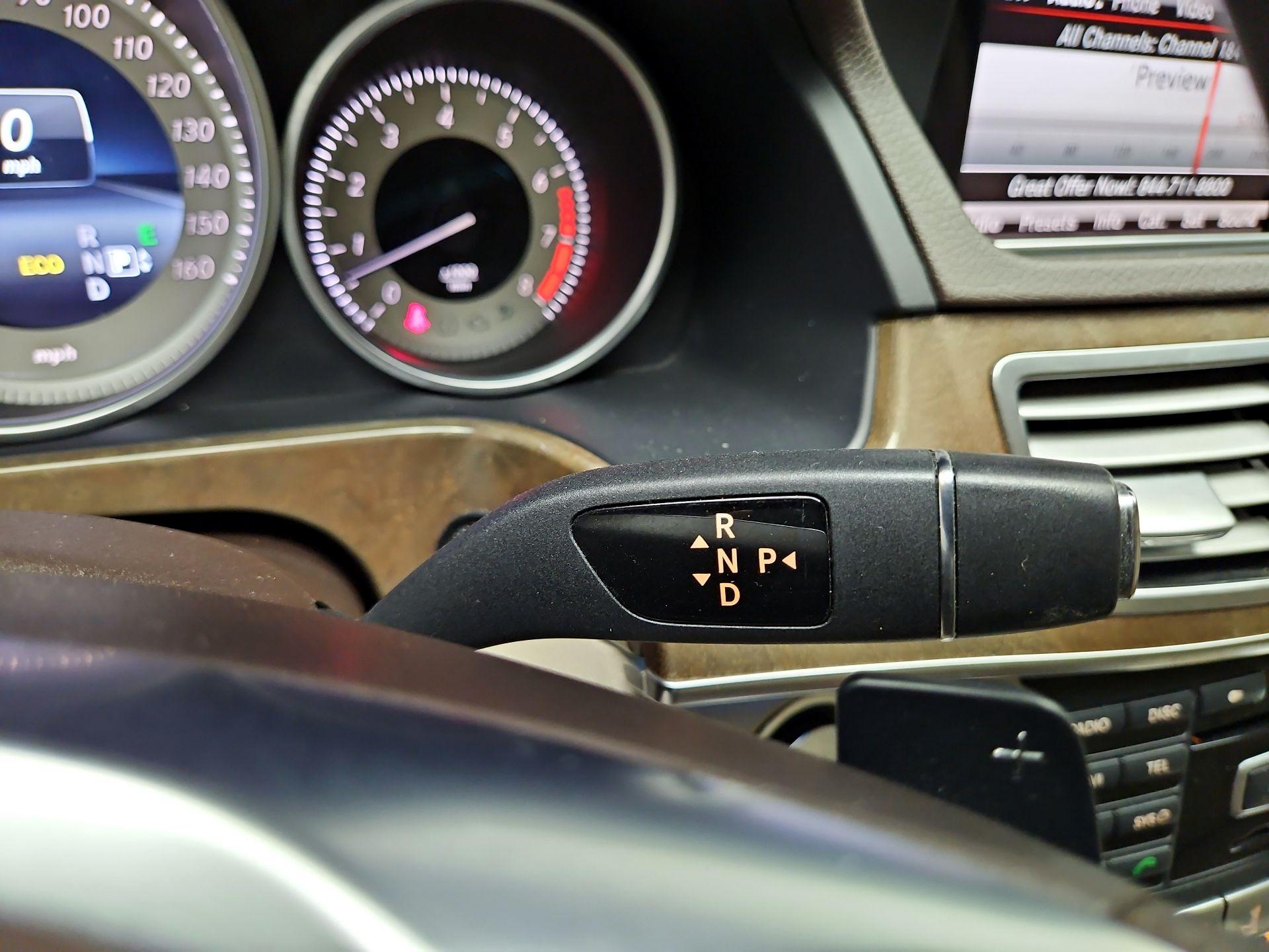 Thumbnail: 2014 Mercedes-Benz E-Class - 18
