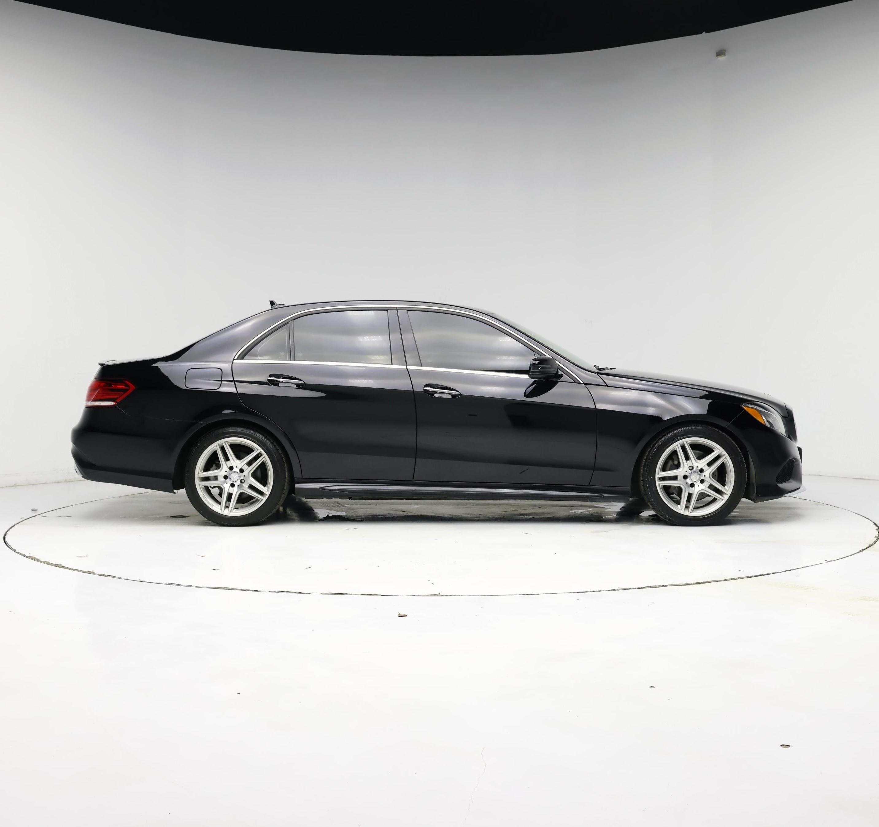 Thumbnail: 2014 Mercedes-Benz E-Class - 7