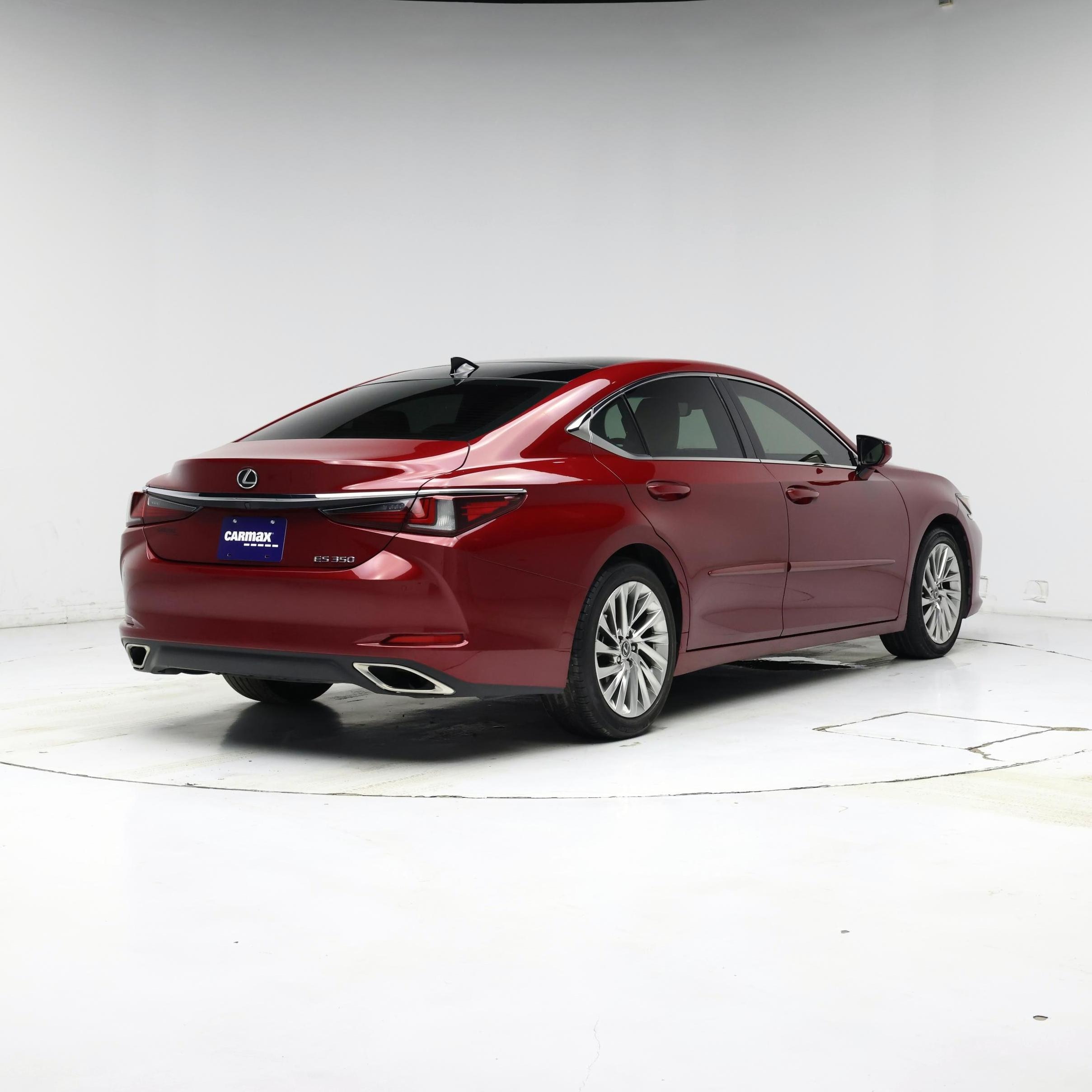 Thumbnail: 2020 Lexus ES - 8