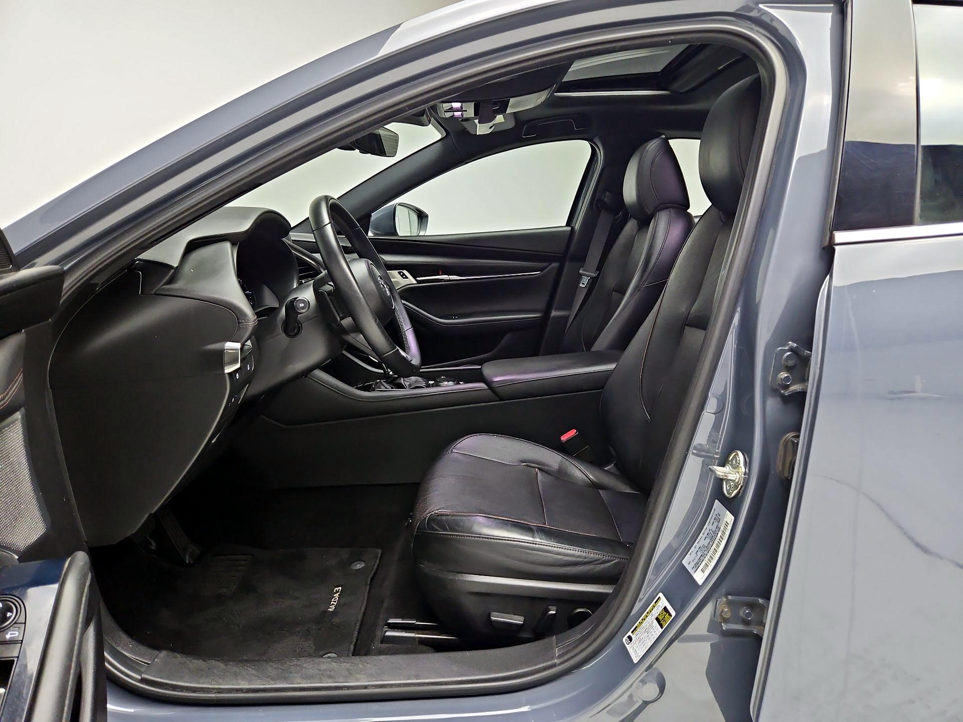 Thumbnail: 2019 Mazda Mazda3 - 11