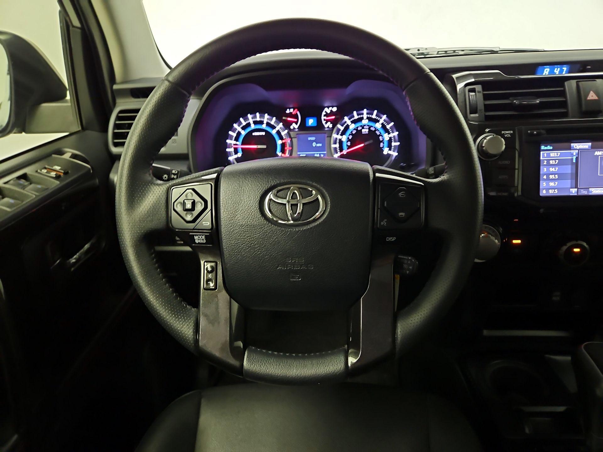Thumbnail: 2019 Toyota 4Runner - 10