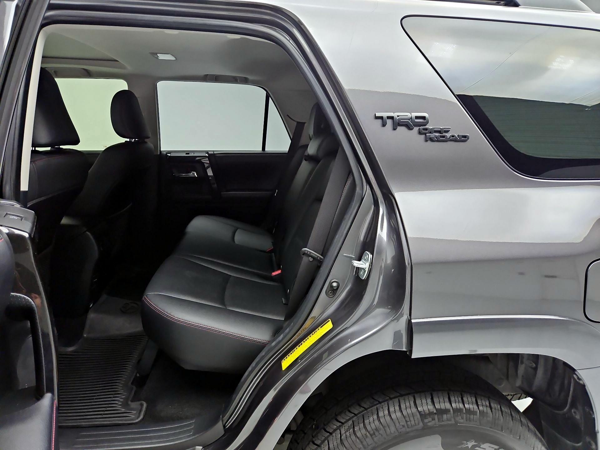 Thumbnail: 2019 Toyota 4Runner - 20