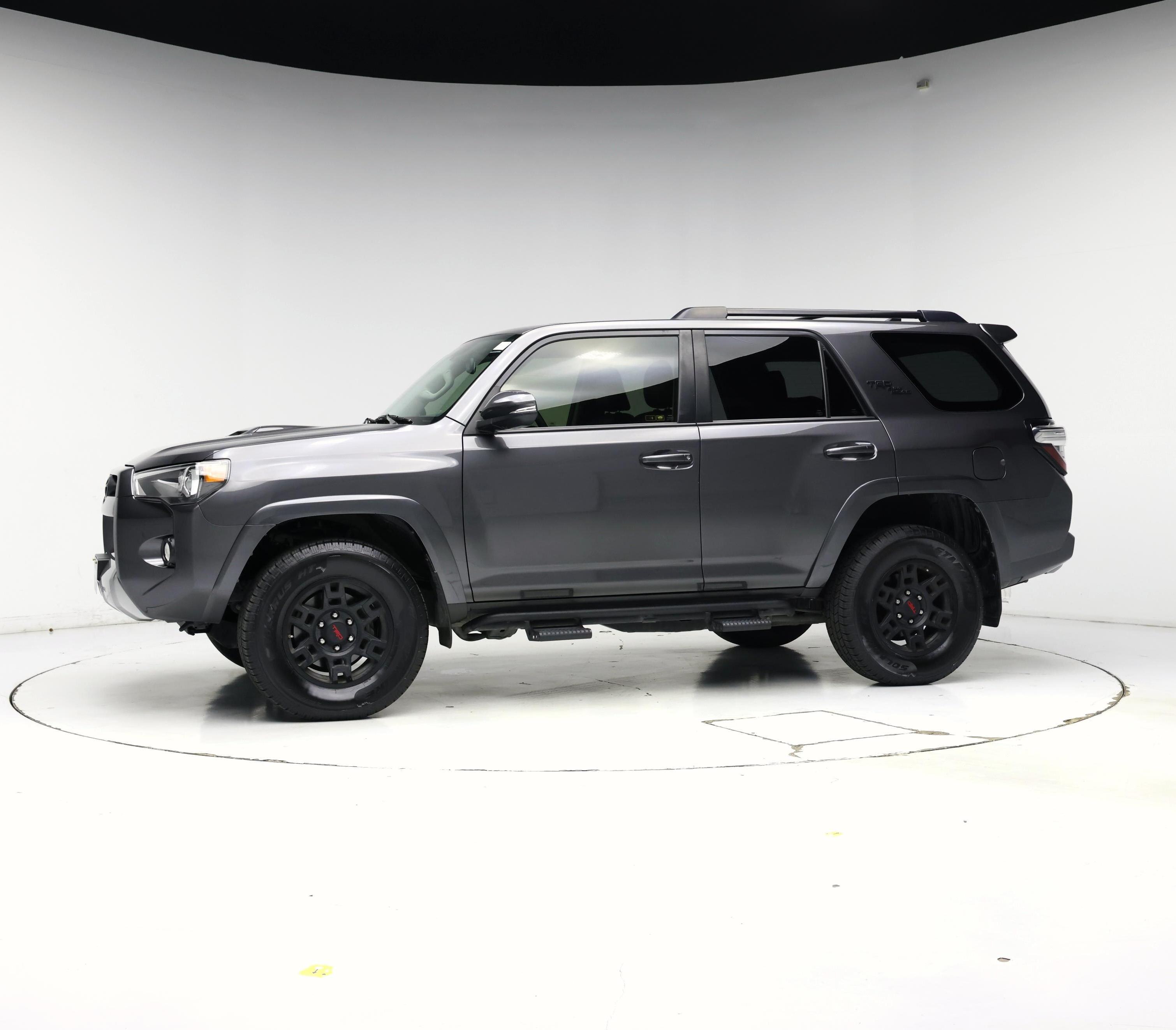 Thumbnail: 2019 Toyota 4Runner - 3