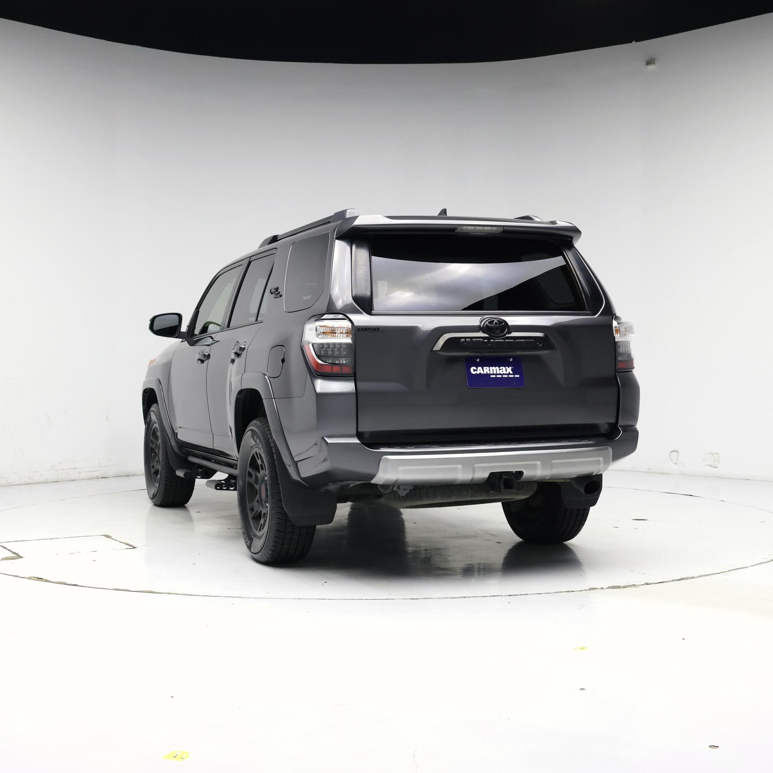 Thumbnail: 2019 Toyota 4Runner - 6