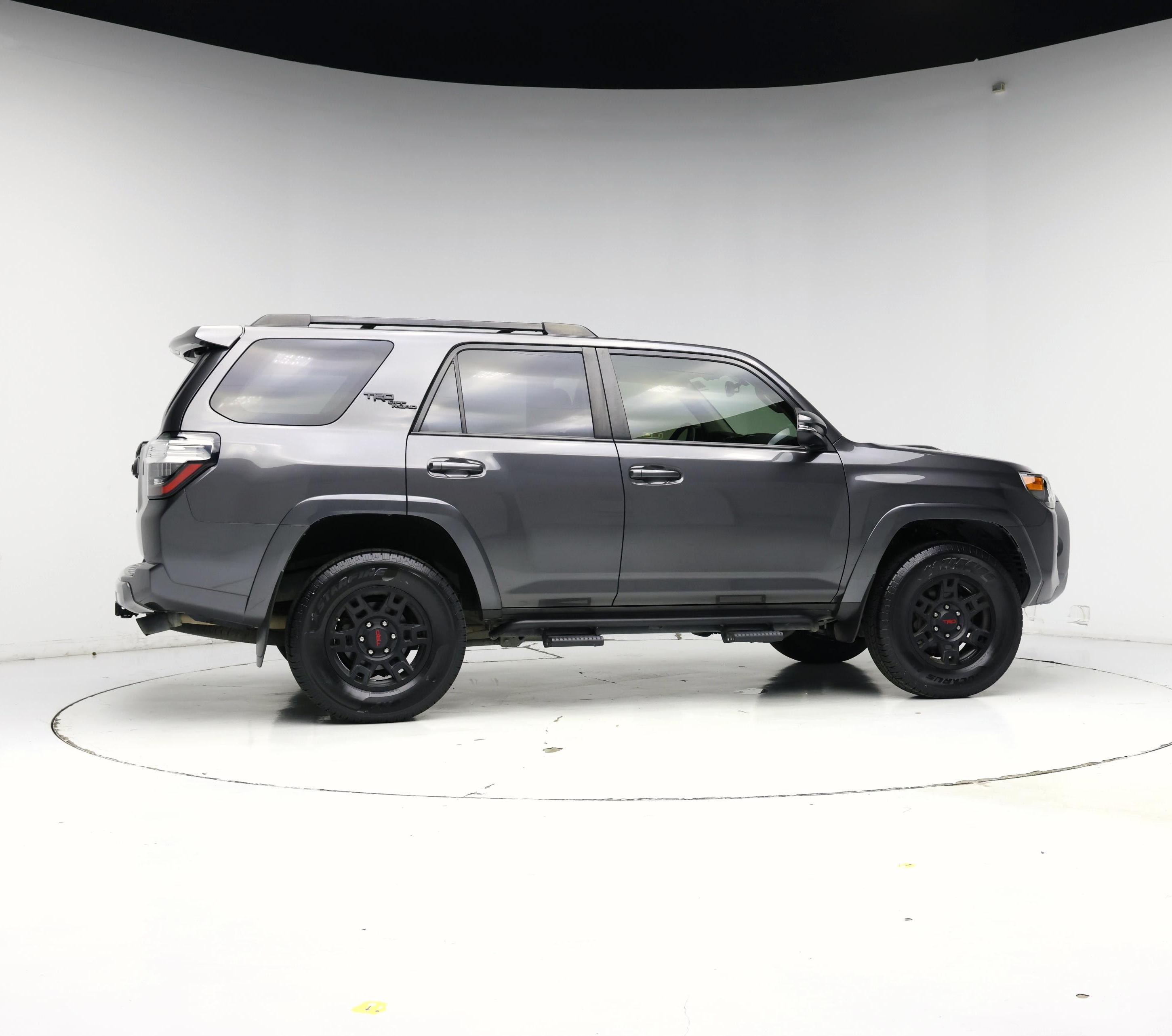 Thumbnail: 2019 Toyota 4Runner - 7