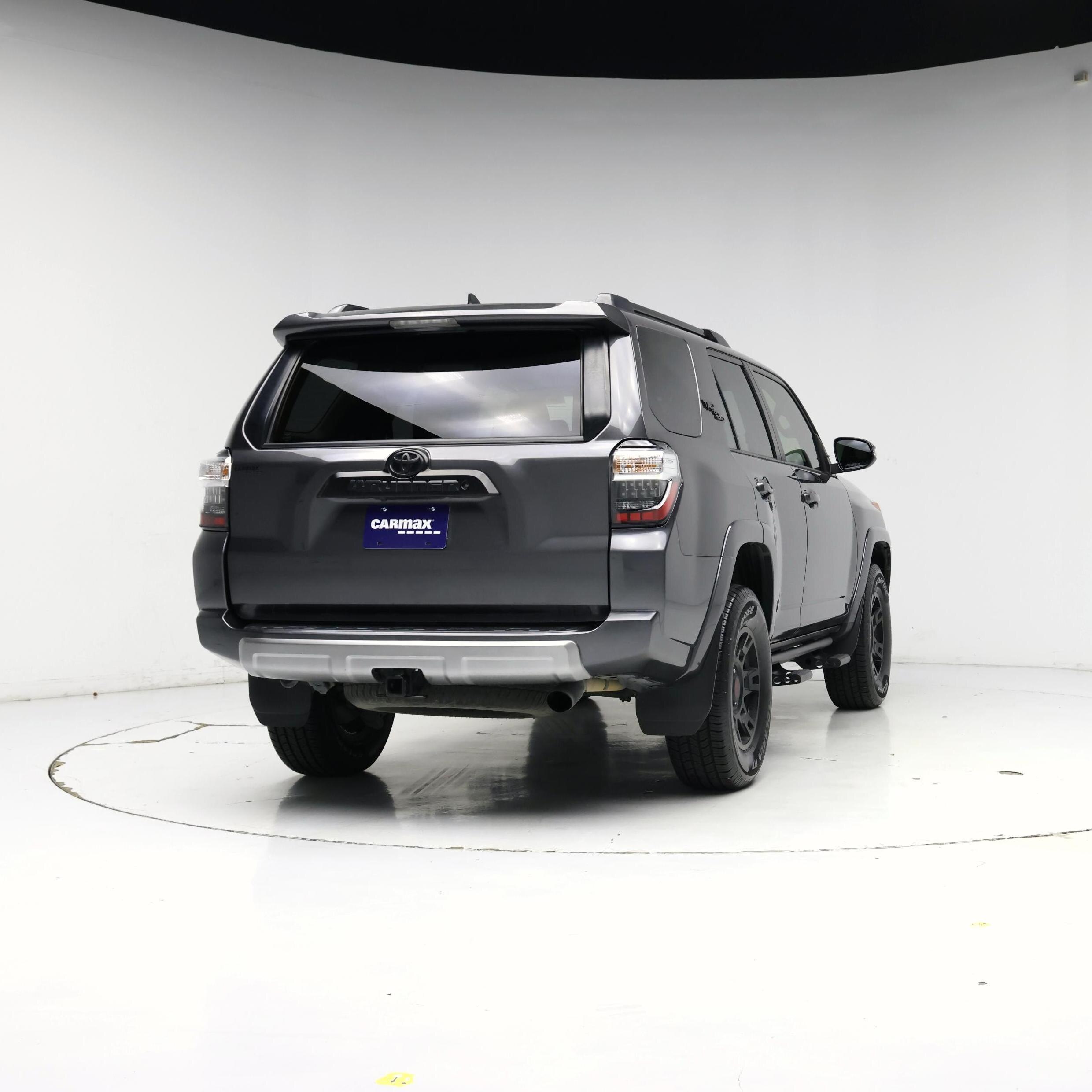 Thumbnail: 2019 Toyota 4Runner - 8