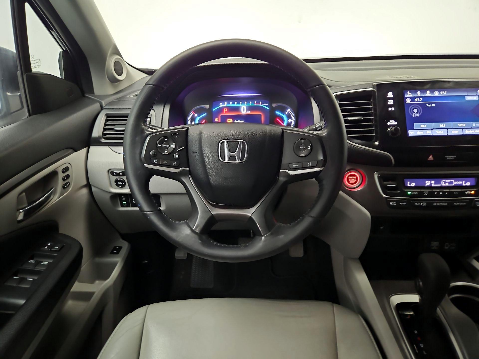 Thumbnail: 2019 Honda Pilot - 10