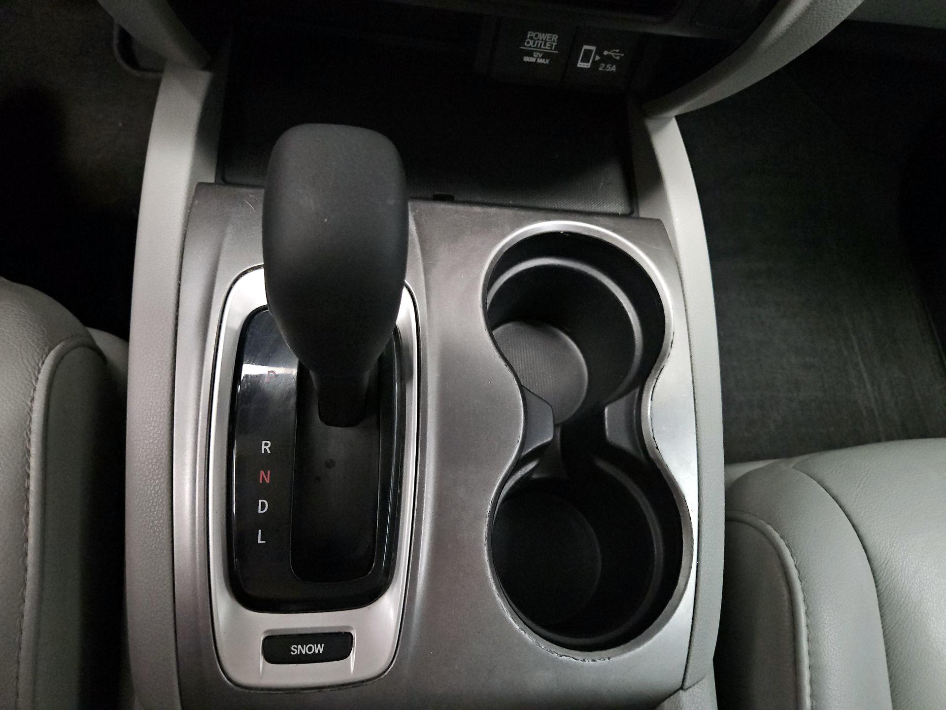 Thumbnail: 2019 Honda Pilot - 17