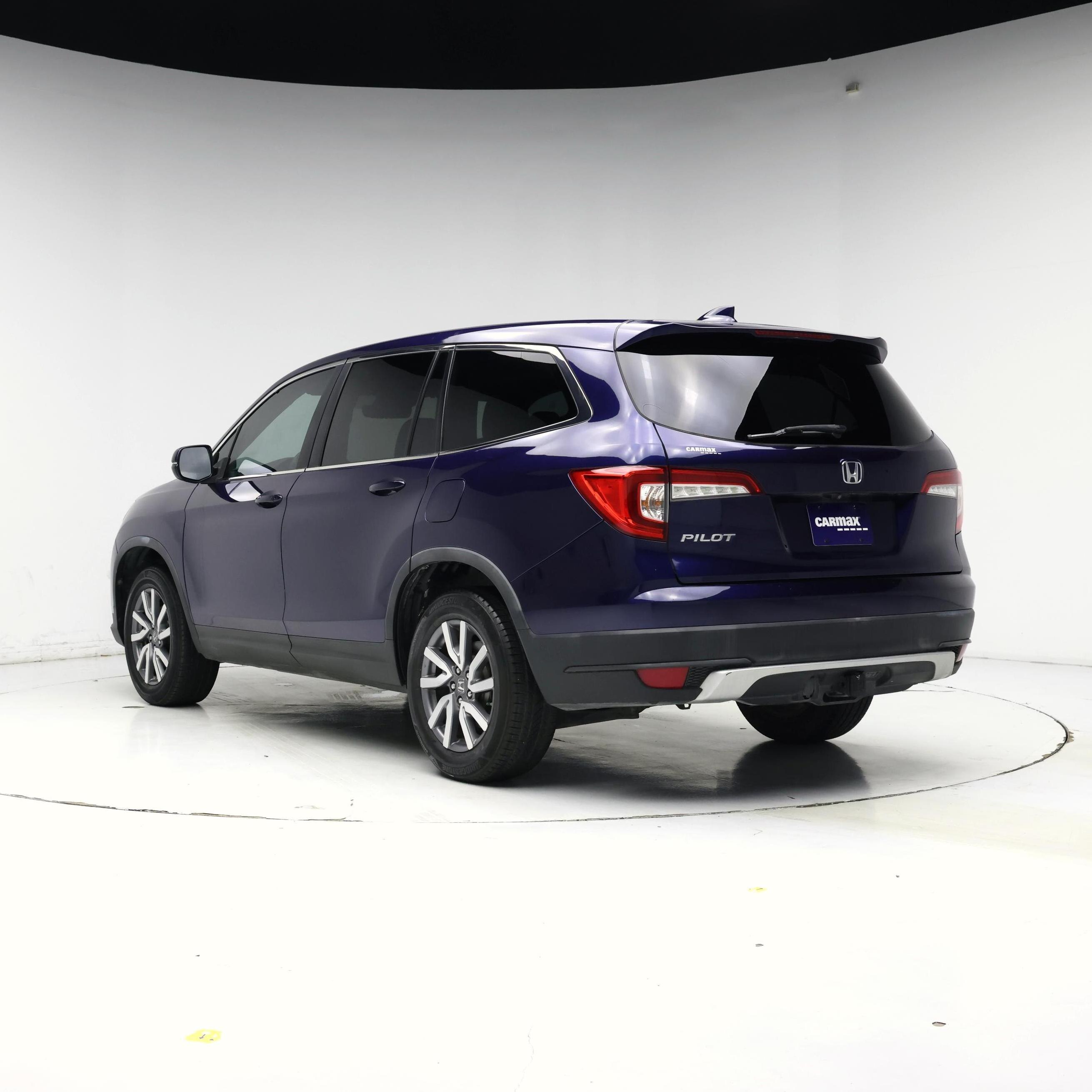 Thumbnail: 2019 Honda Pilot - 2