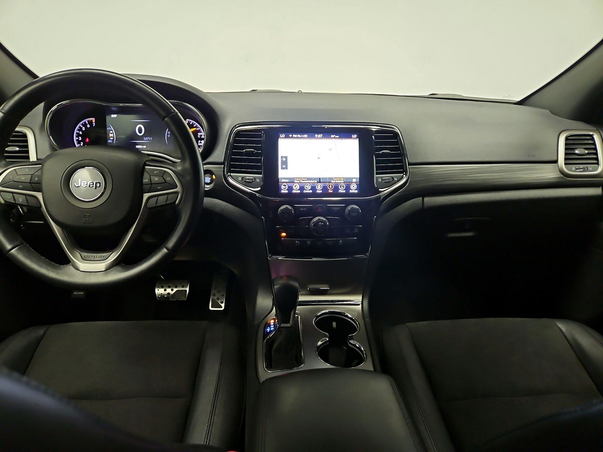 Thumbnail: 2022 Jeep Grand Cherokee - 9