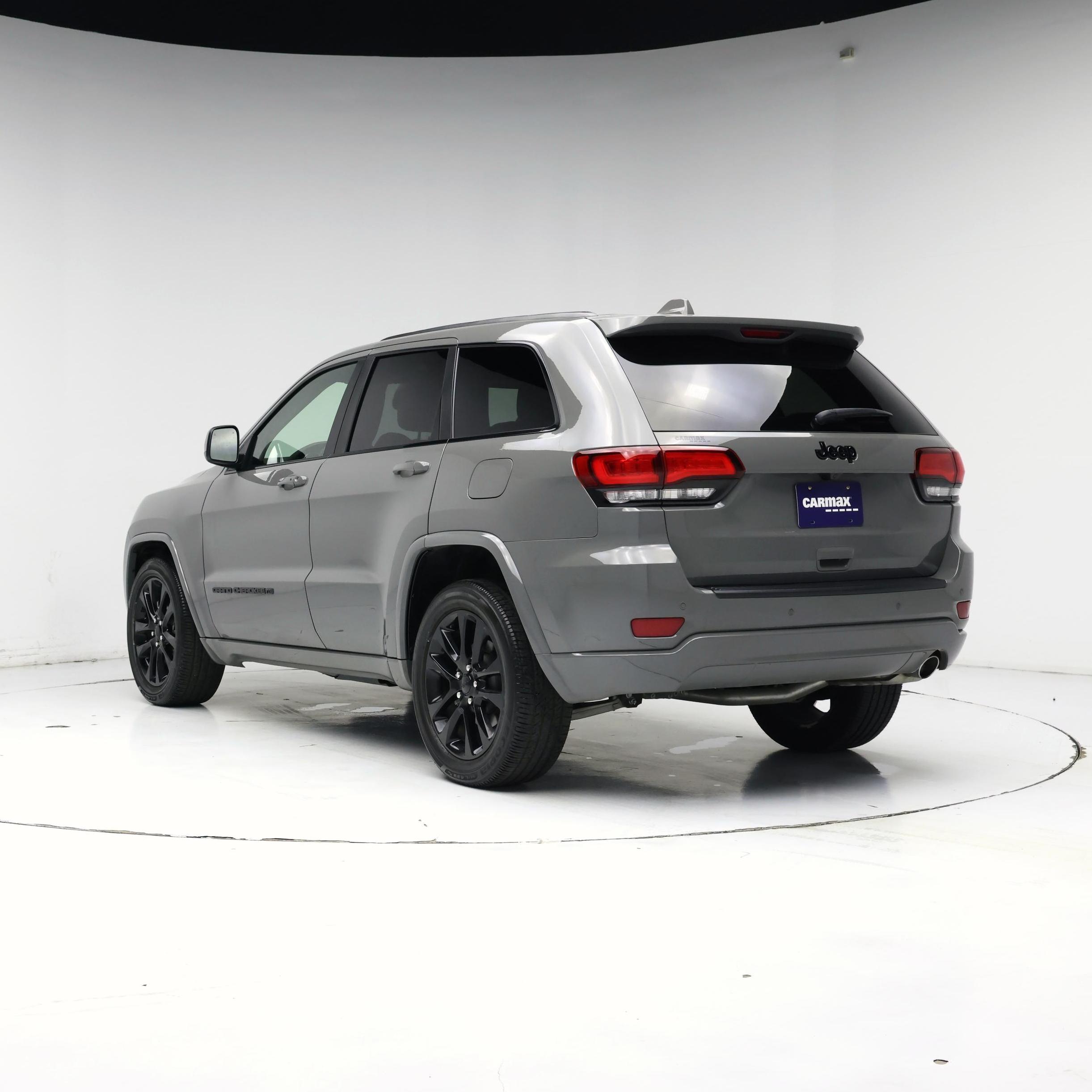 Thumbnail: 2022 Jeep Grand Cherokee - 2