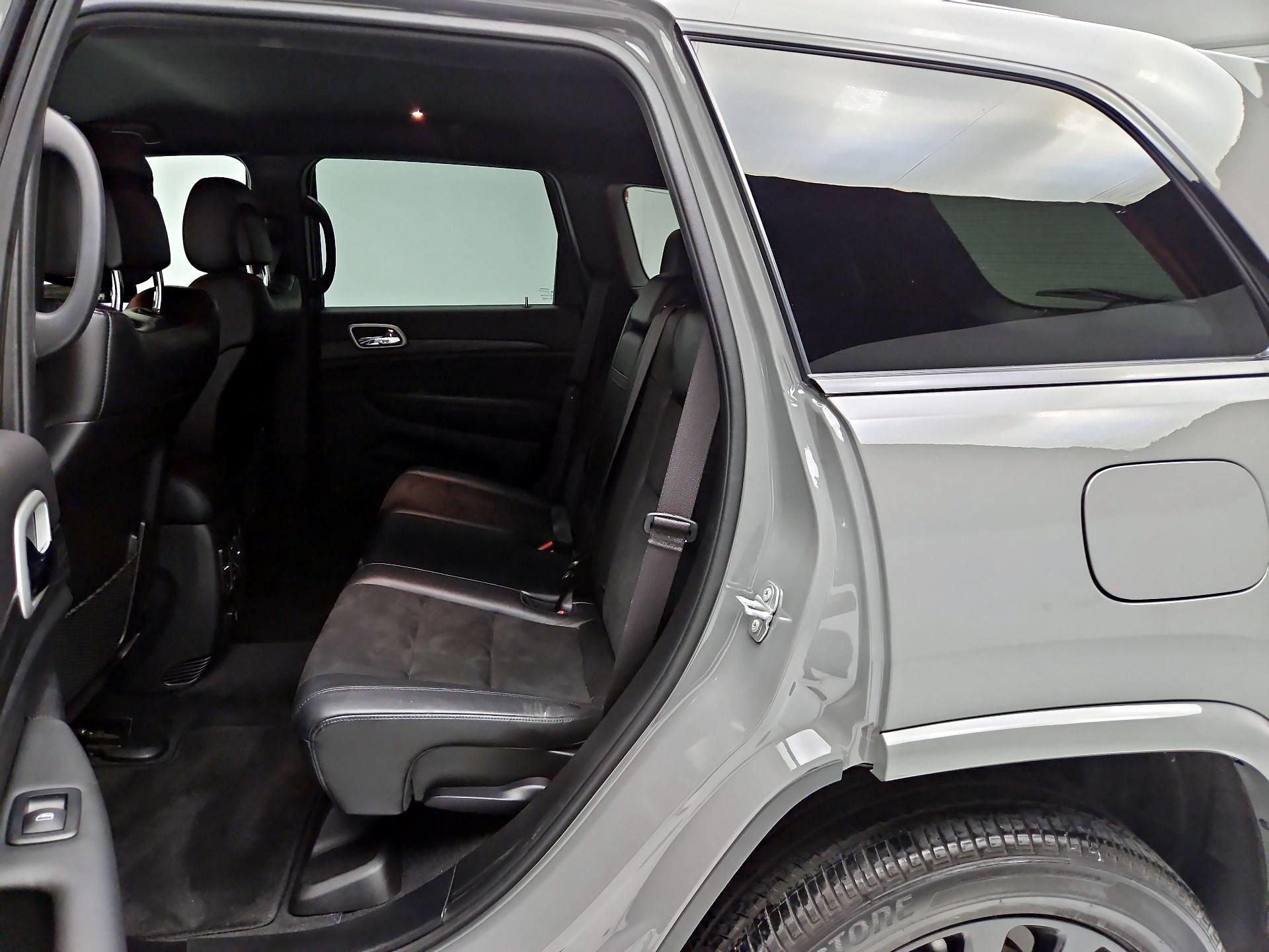 Thumbnail: 2022 Jeep Grand Cherokee - 20