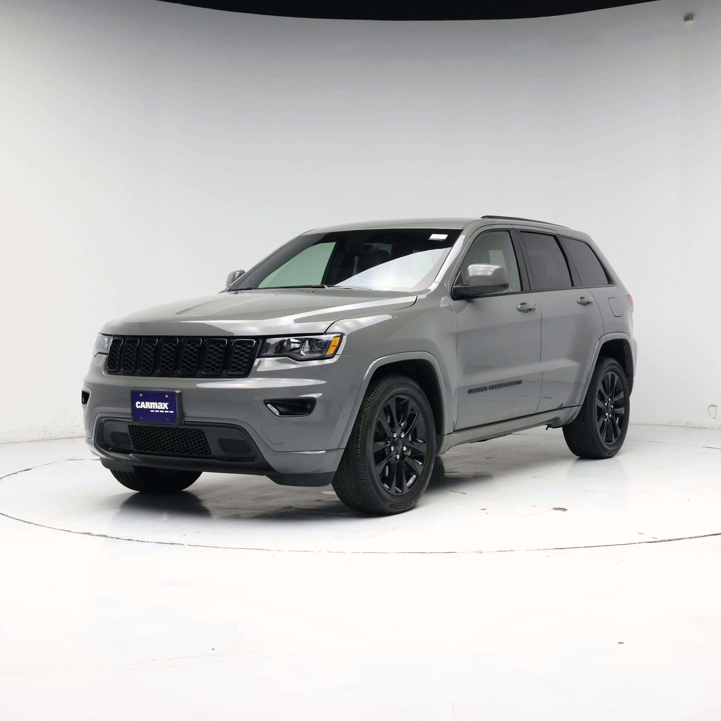 Thumbnail: 2022 Jeep Grand Cherokee - 4