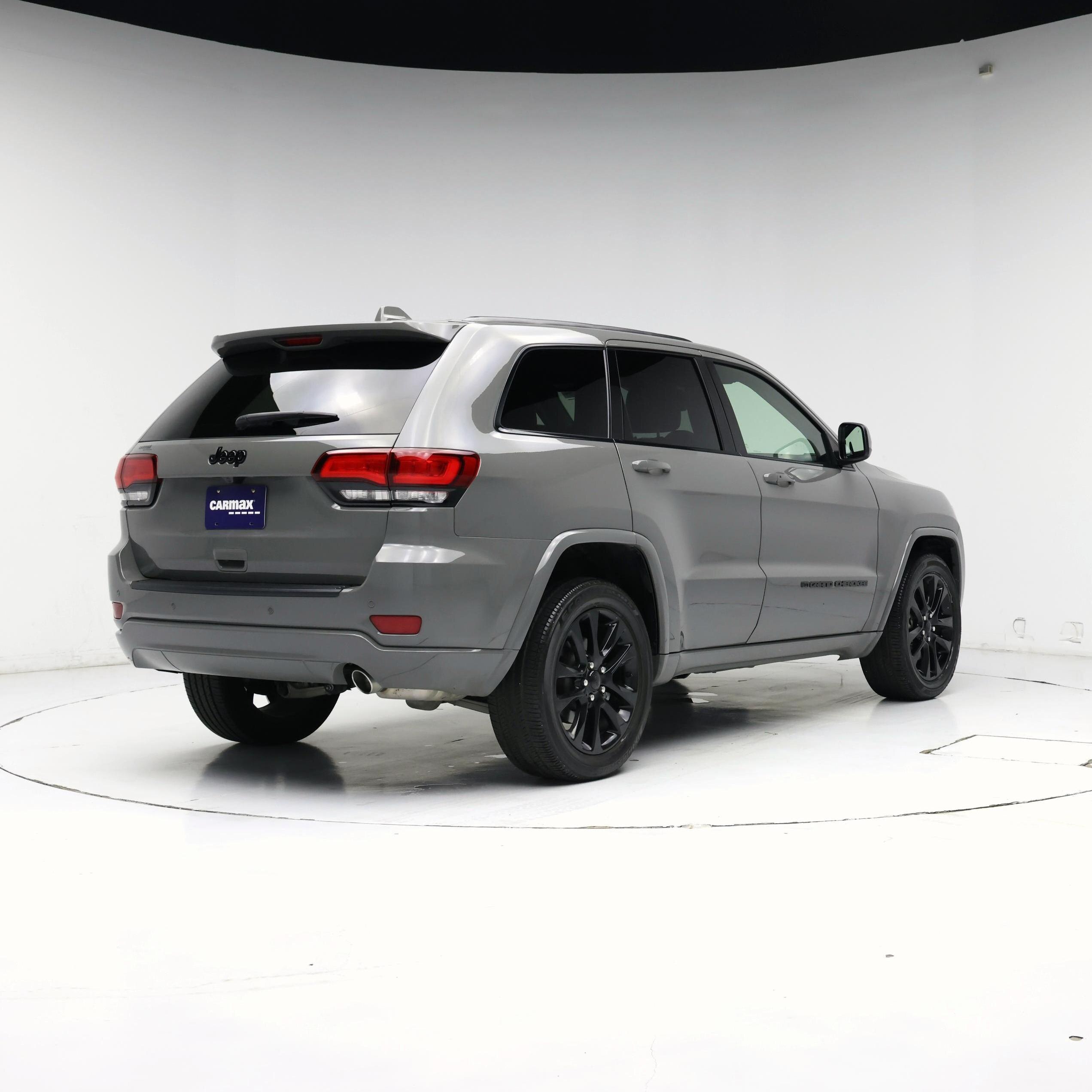 Thumbnail: 2022 Jeep Grand Cherokee - 8
