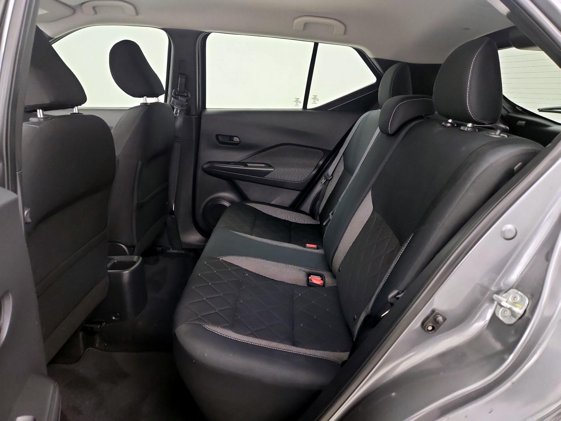 Thumbnail: 2019 Nissan Kicks - 19