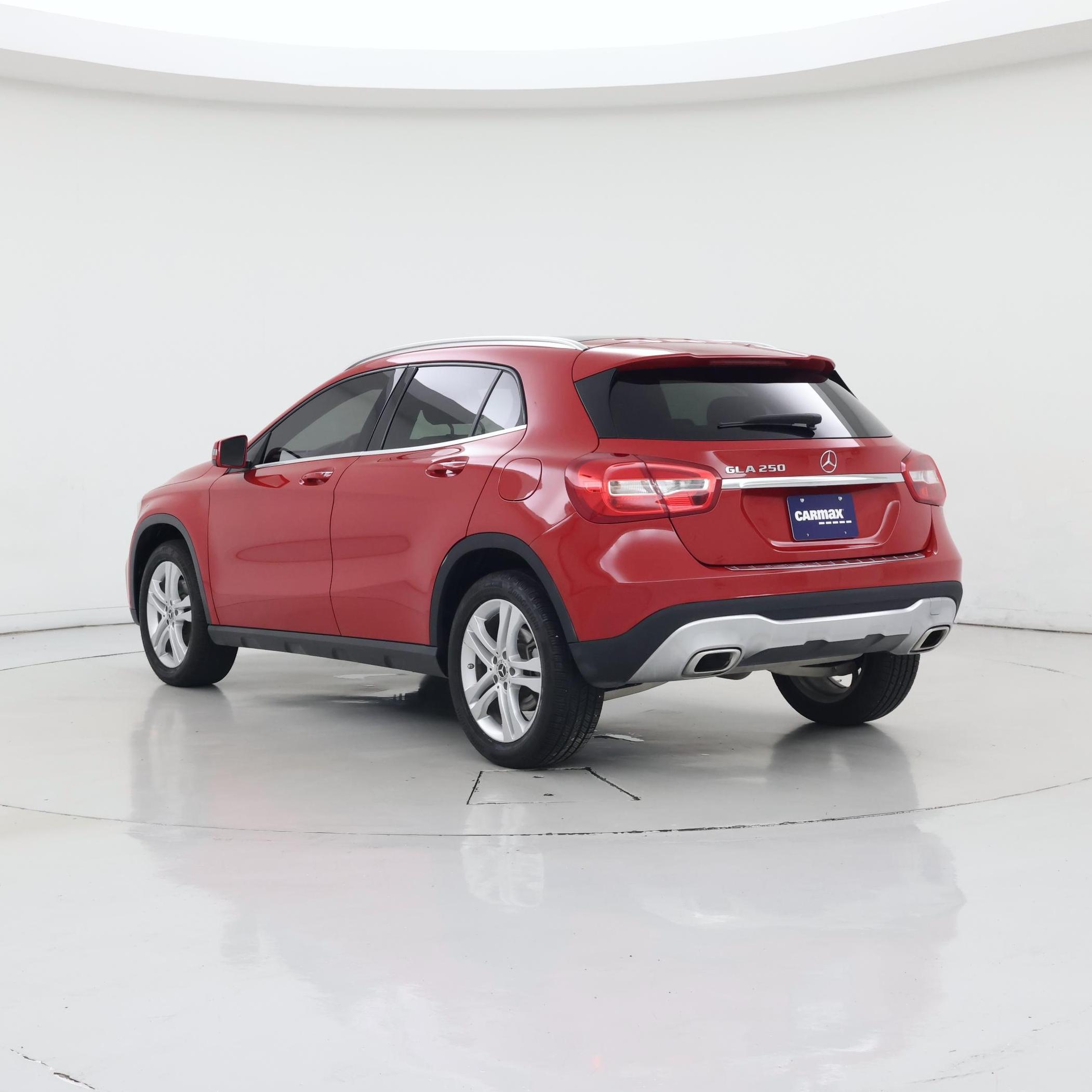 Thumbnail: 2020 Mercedes-Benz GLA - 2