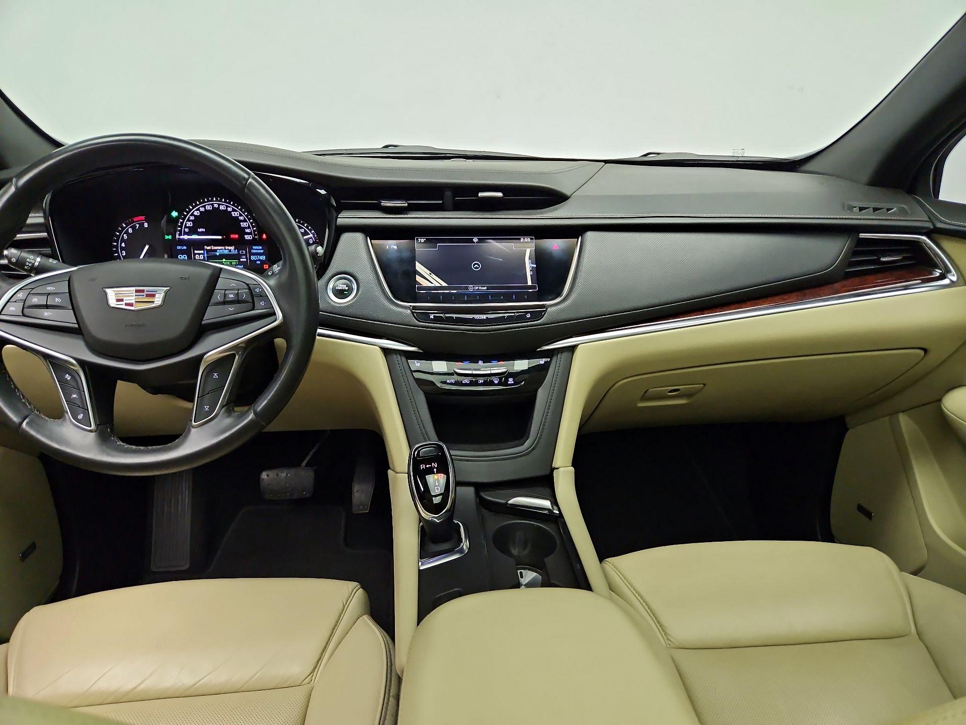 Thumbnail: 2018 Cadillac XT5 - 9