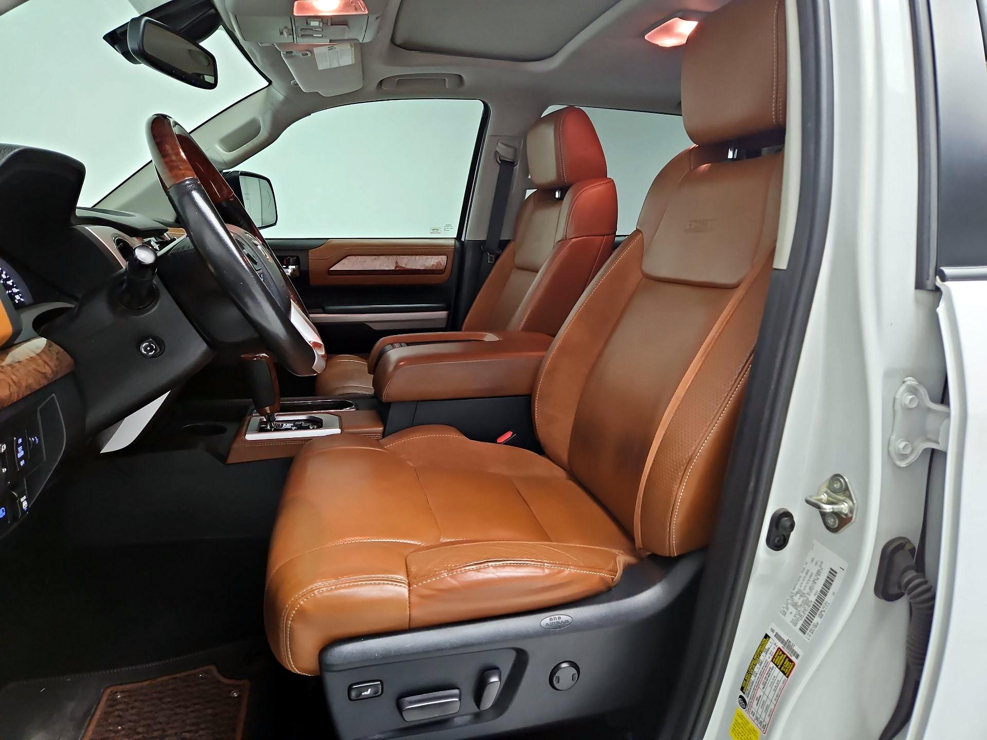 Thumbnail: 2020 Toyota Tundra - 11
