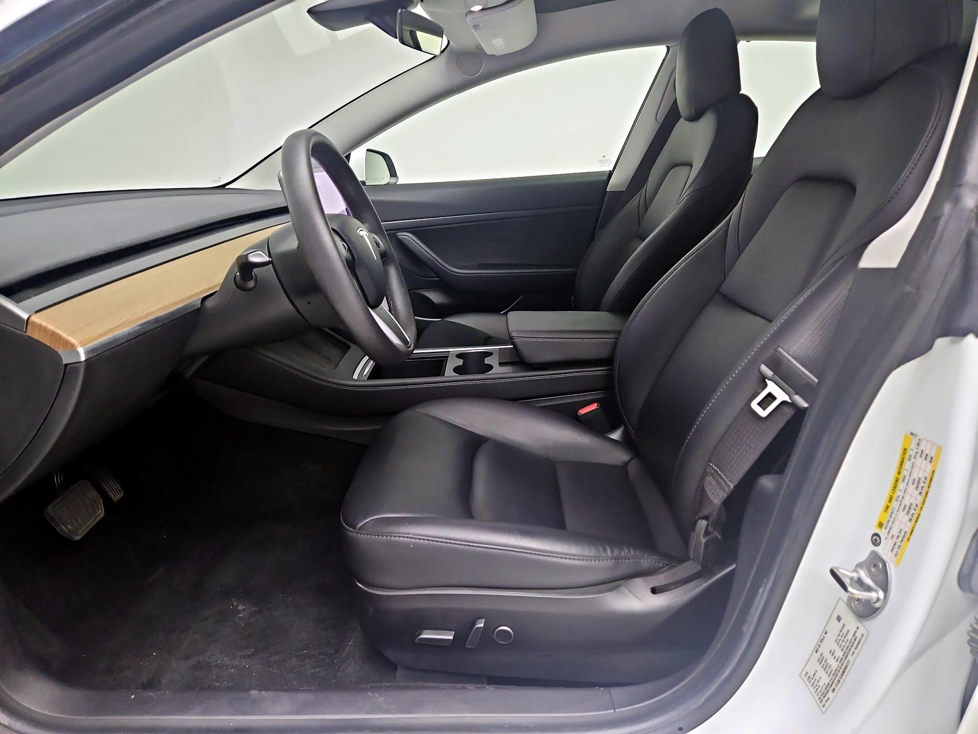 Thumbnail: 2021 Tesla Model 3 - 11