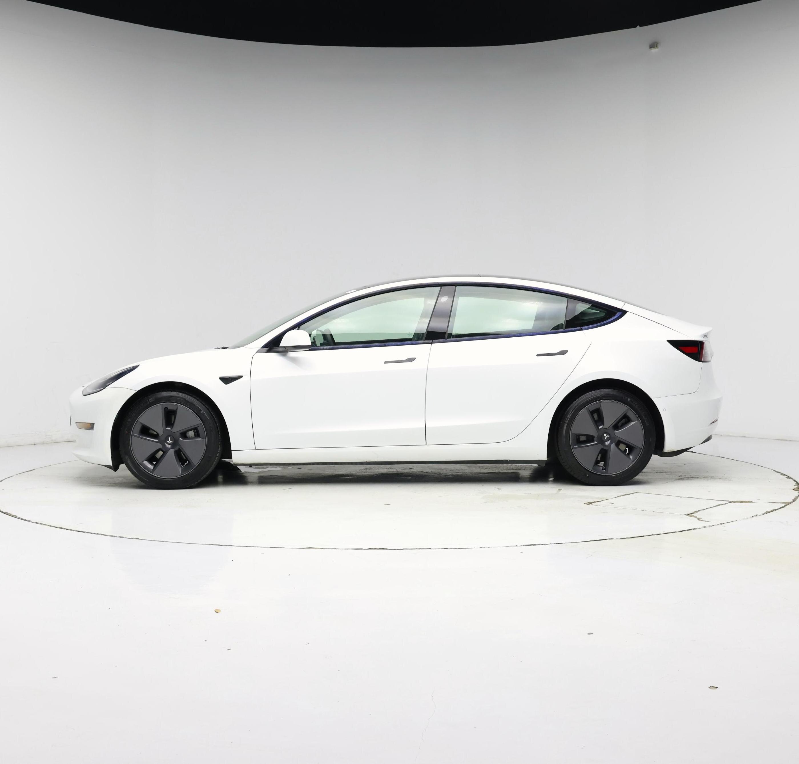 Thumbnail: 2021 Tesla Model 3 - 3