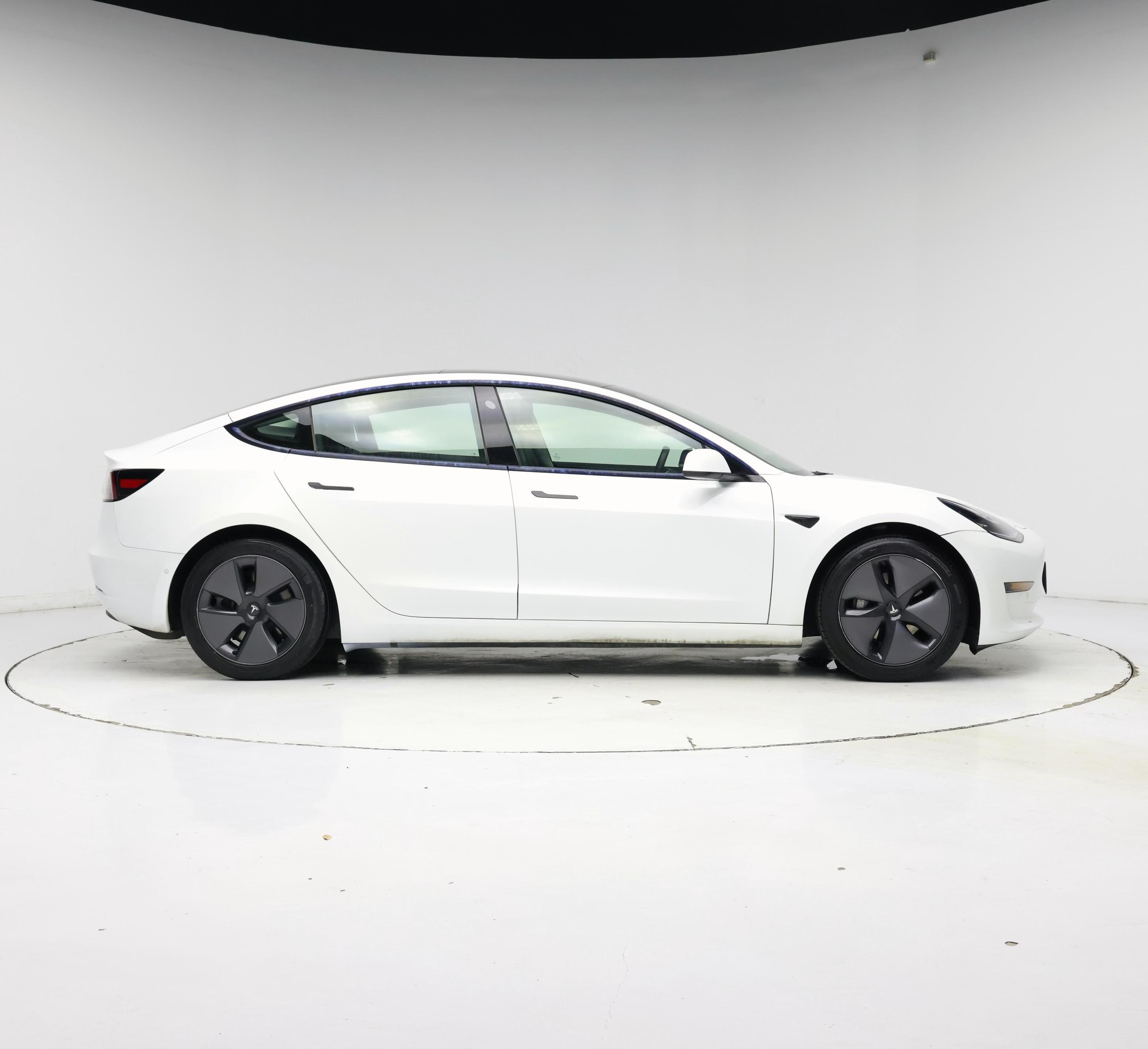 Thumbnail: 2021 Tesla Model 3 - 7