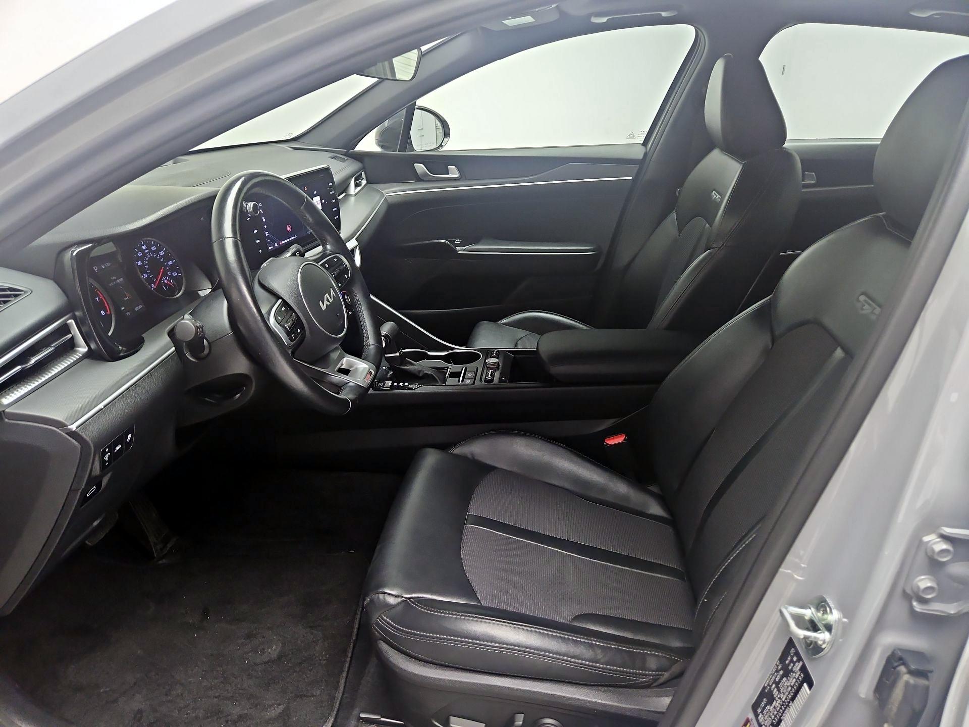 Thumbnail: 2022 Kia K5 - 11