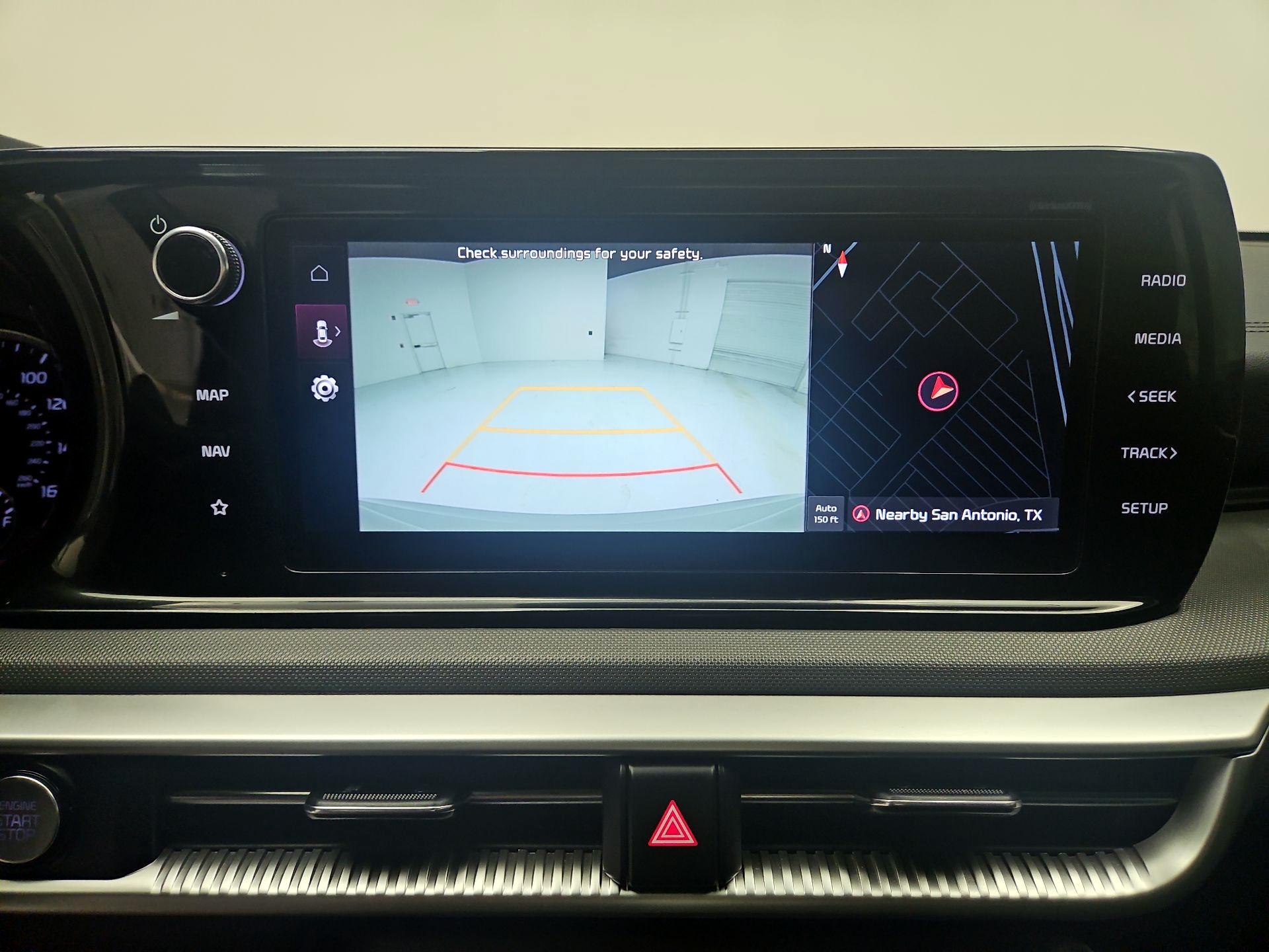 Thumbnail: 2022 Kia K5 - 15