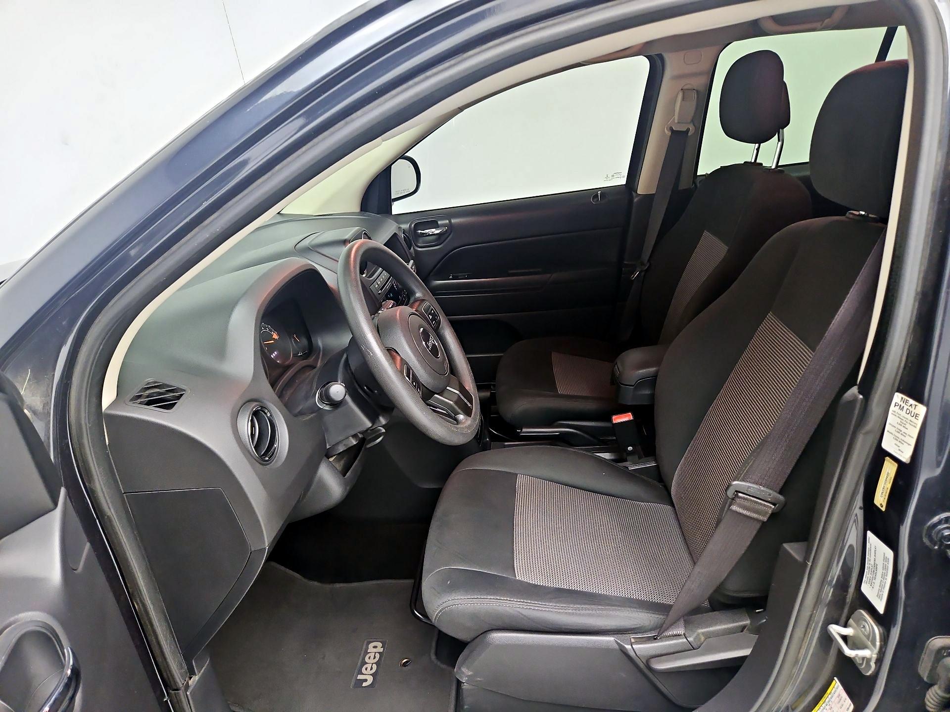 Thumbnail: 2014 Jeep Compass - 11