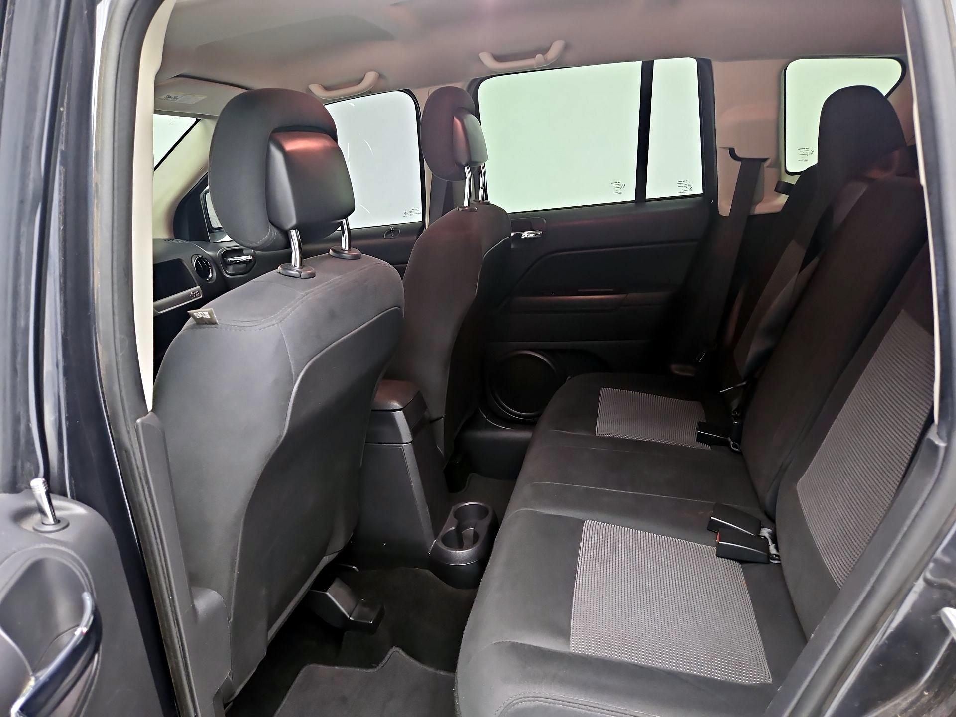Thumbnail: 2014 Jeep Compass - 17