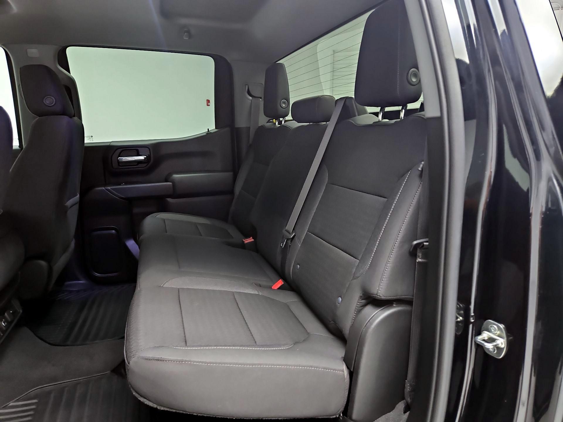 Thumbnail: 2021 Chevrolet Silverado 1500 - 19