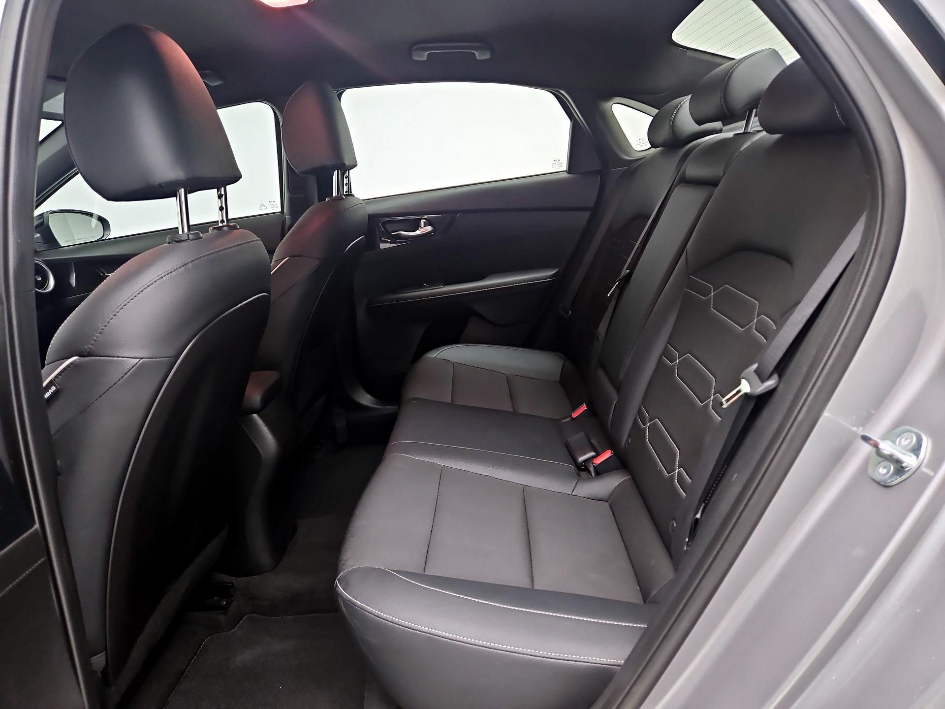 Thumbnail: 2023 Kia Forte - 20
