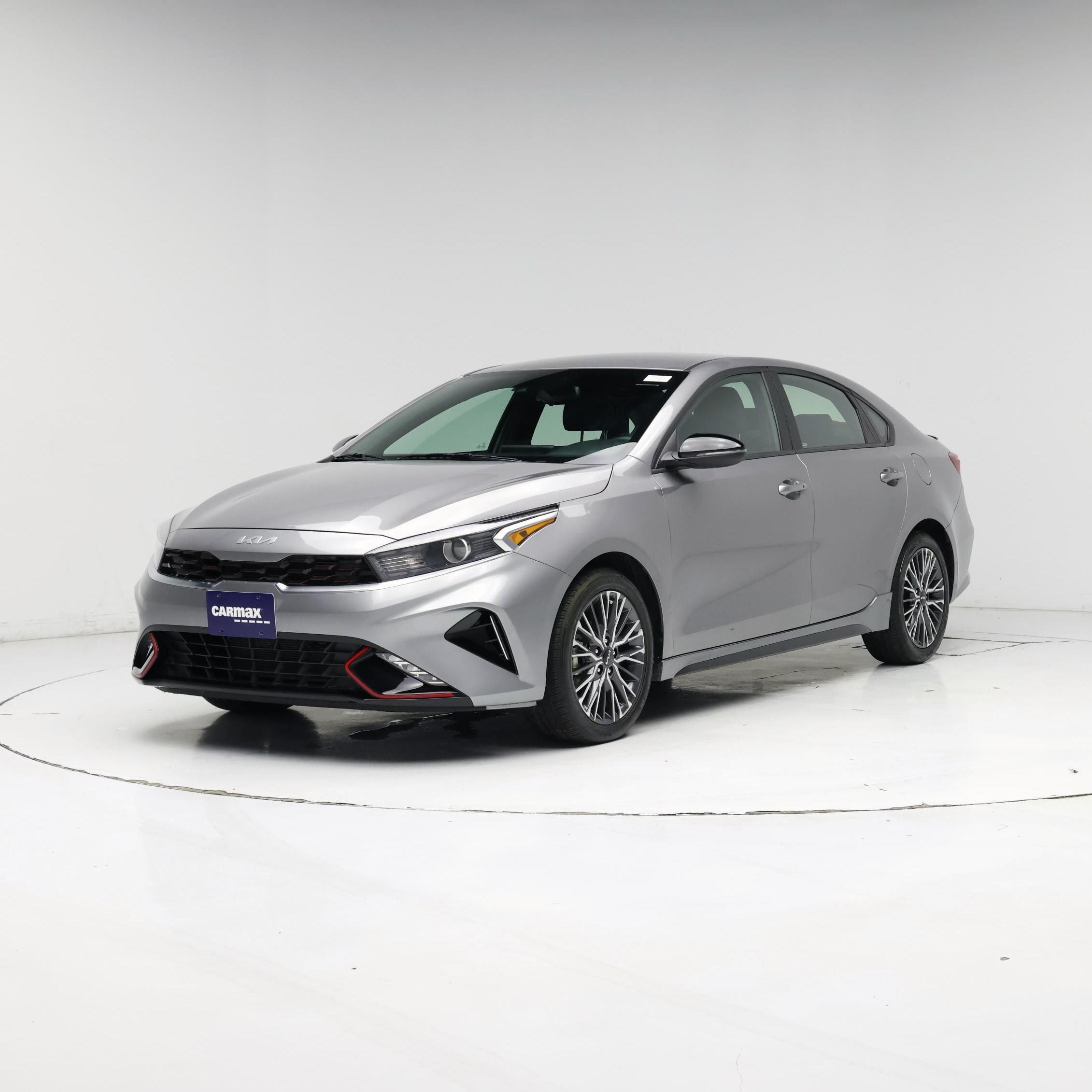 Thumbnail: 2023 Kia Forte - 4