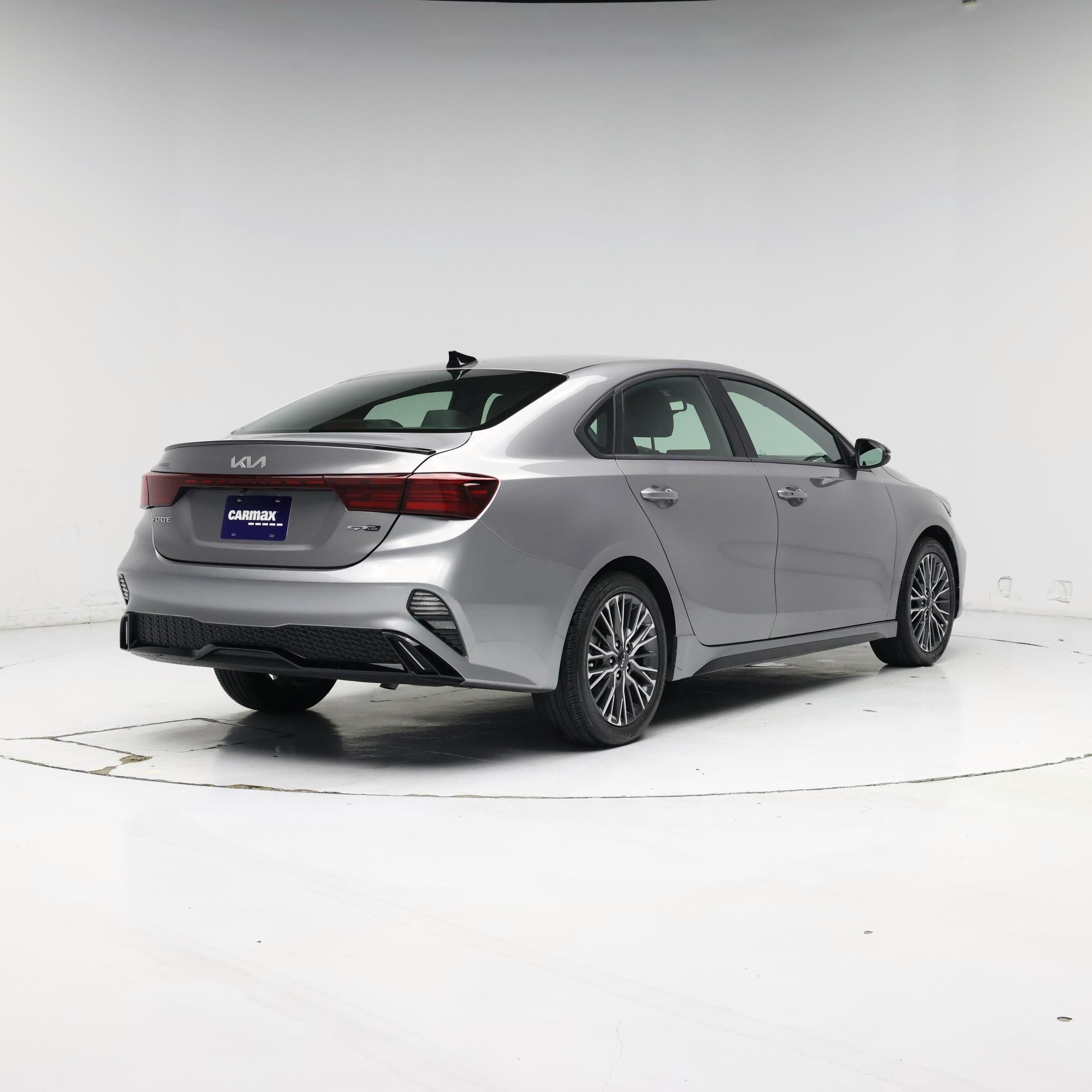 Thumbnail: 2023 Kia Forte - 8