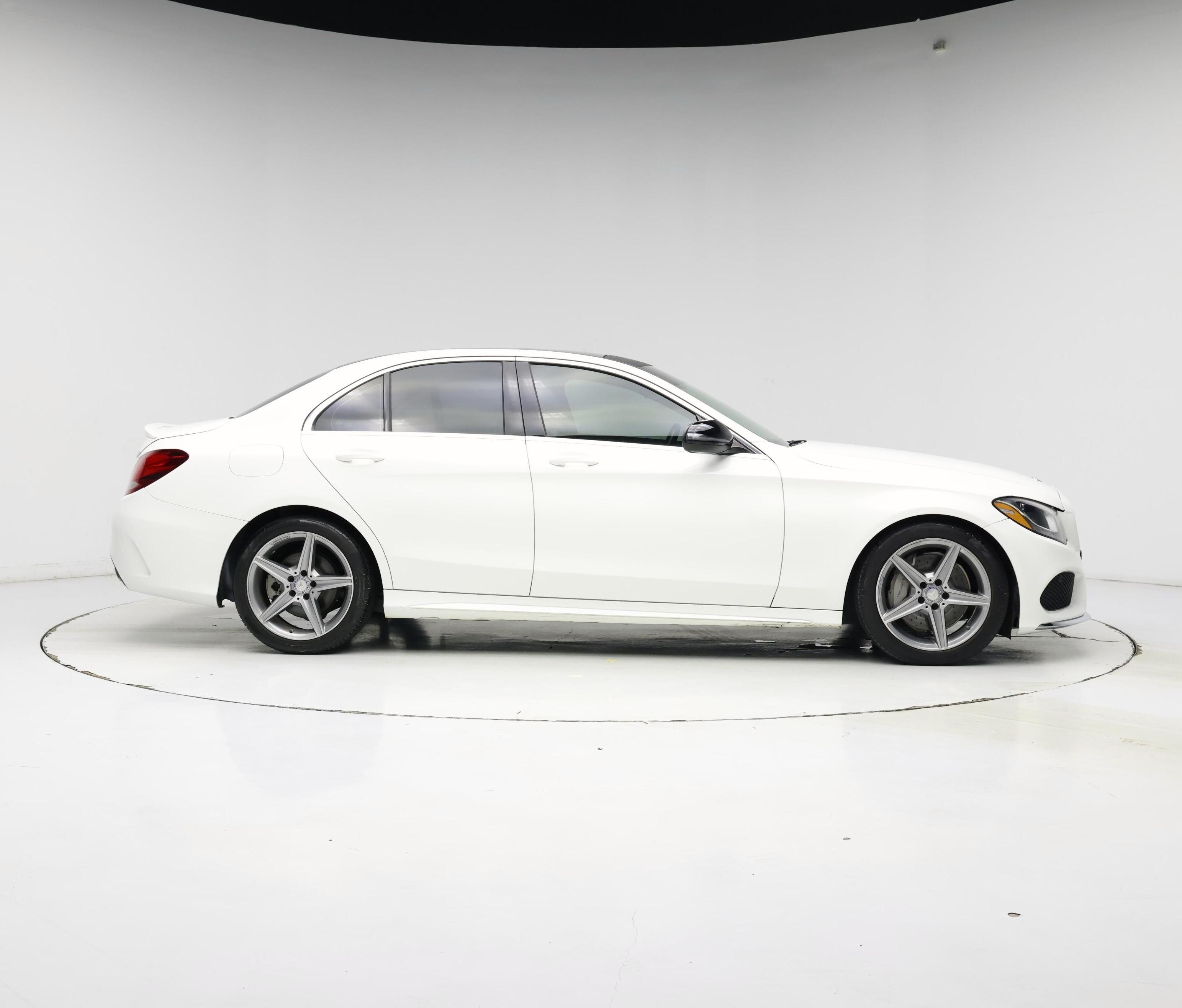 Thumbnail: 2017 Mercedes-Benz C-Class - 7