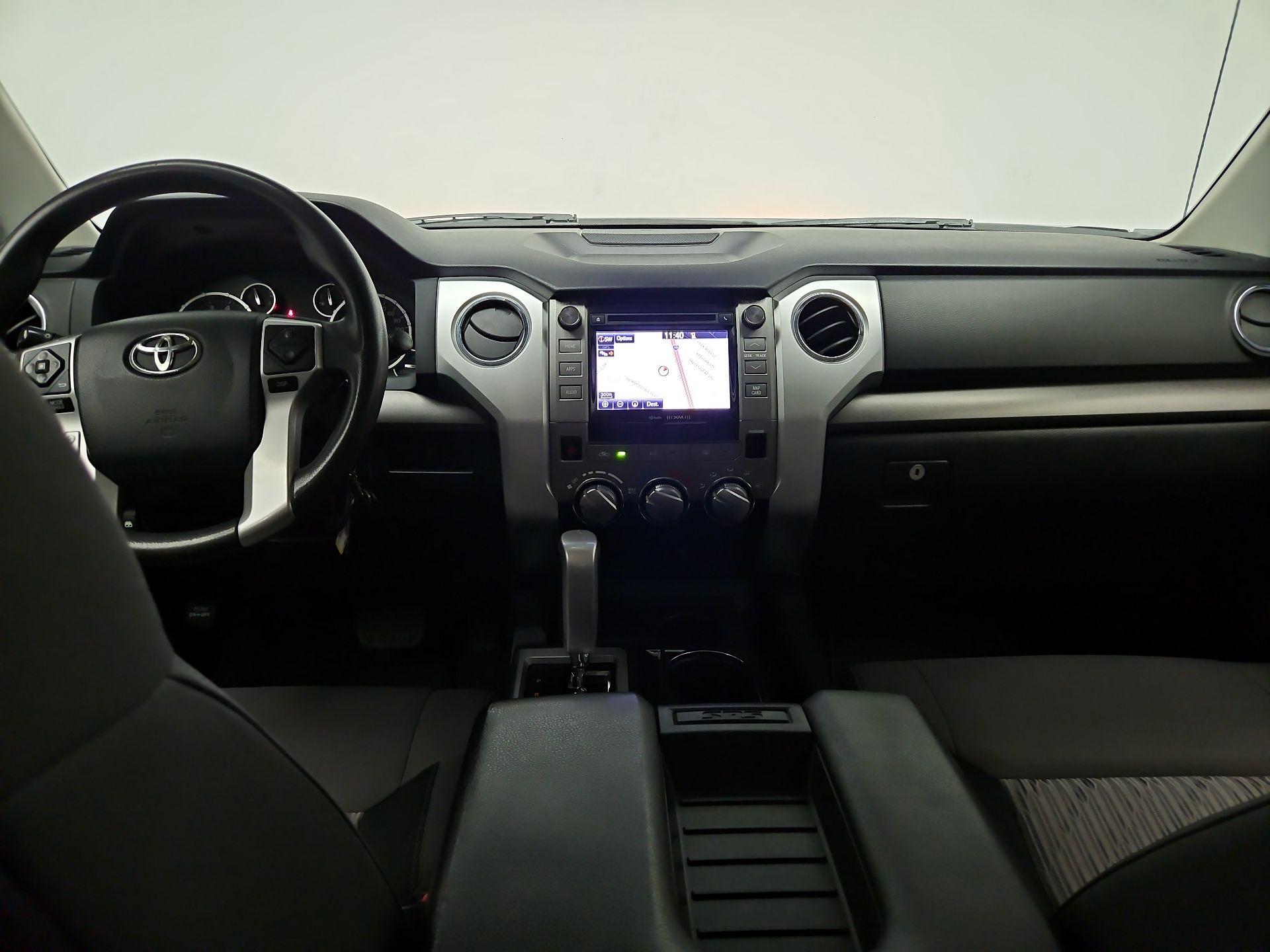 Thumbnail: 2015 Toyota Tundra - 9