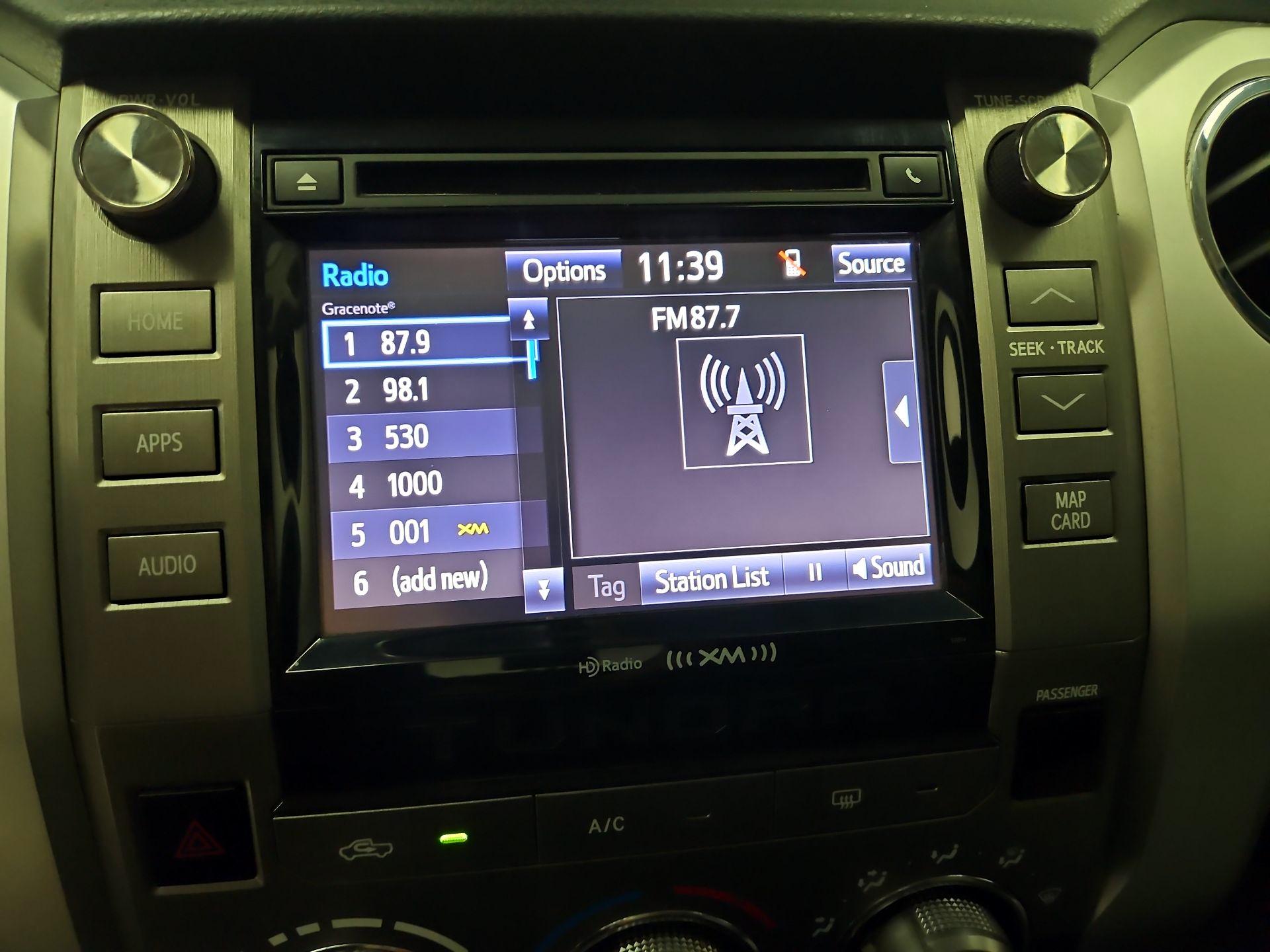 Thumbnail: 2015 Toyota Tundra - 16