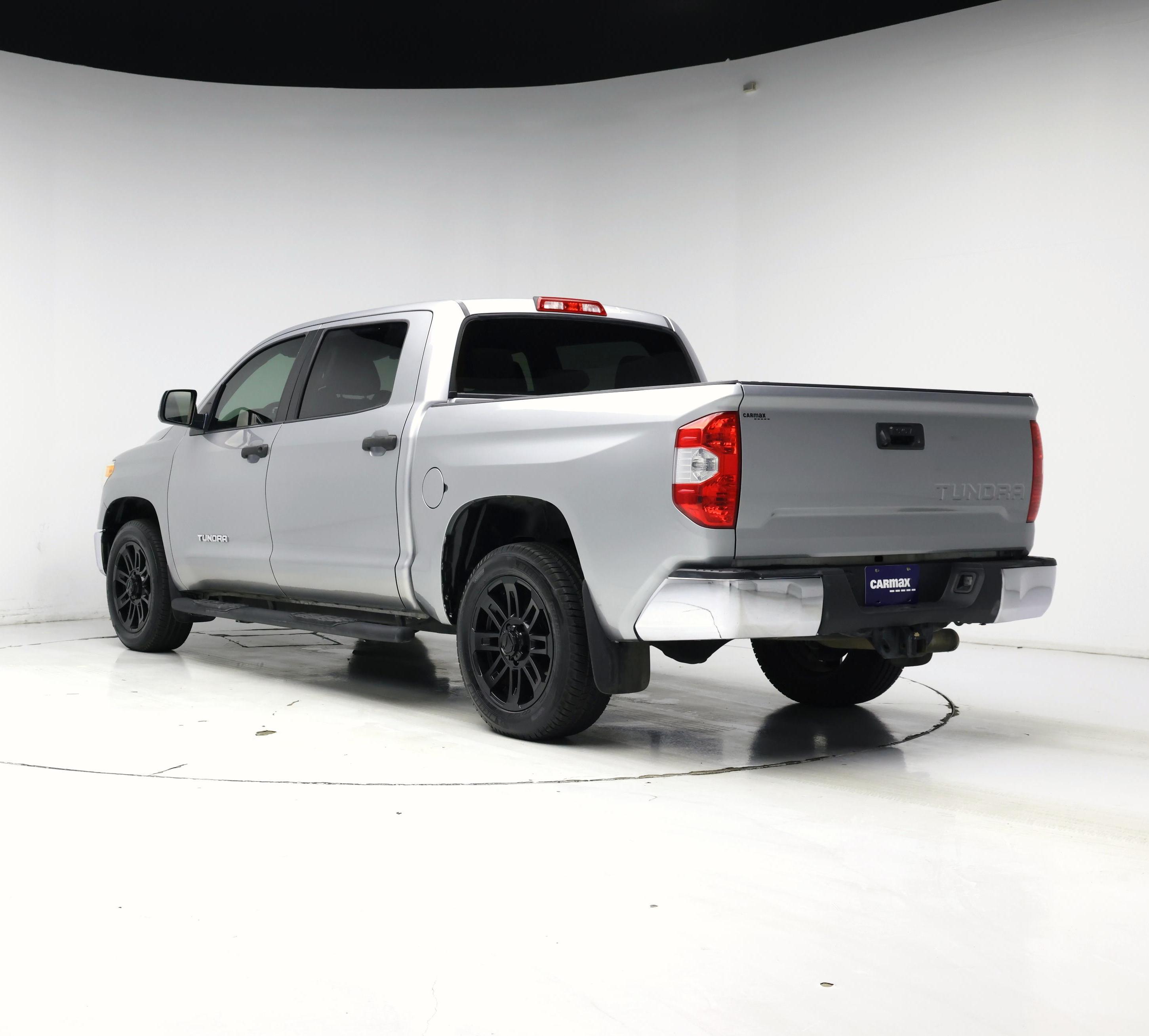 Thumbnail: 2015 Toyota Tundra - 2