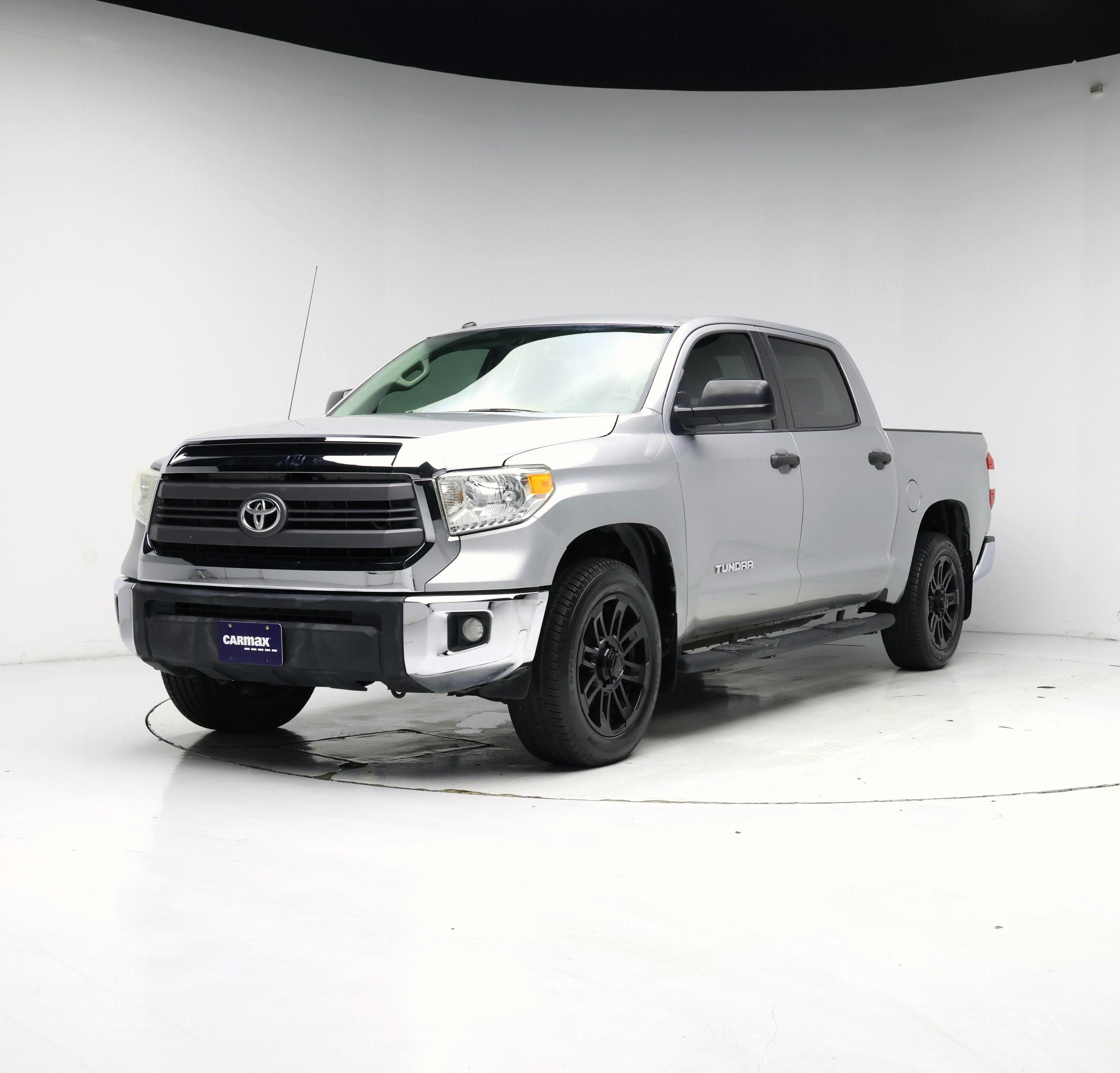 Thumbnail: 2015 Toyota Tundra - 4