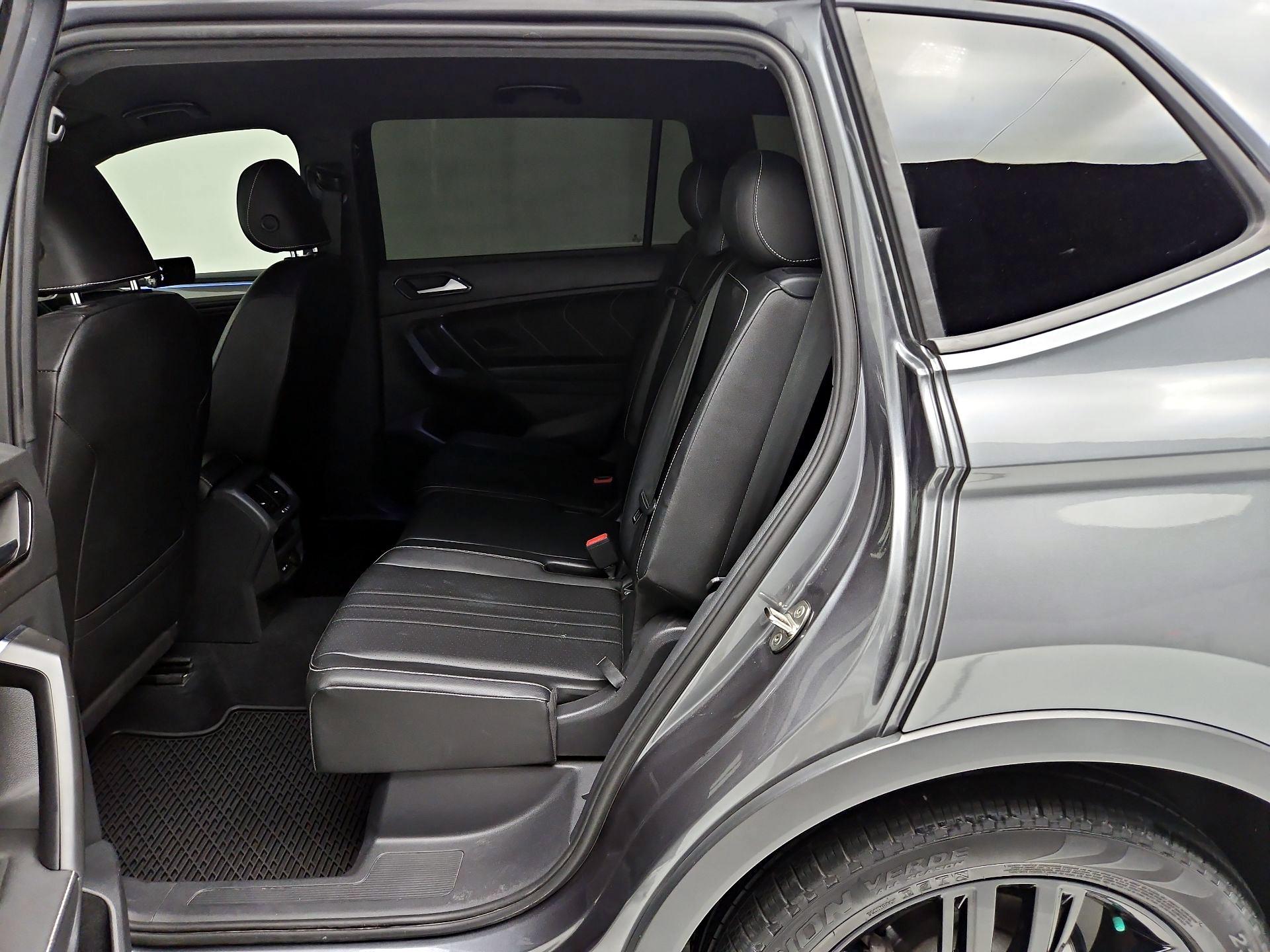 Thumbnail: 2022 Volkswagen Tiguan - 19