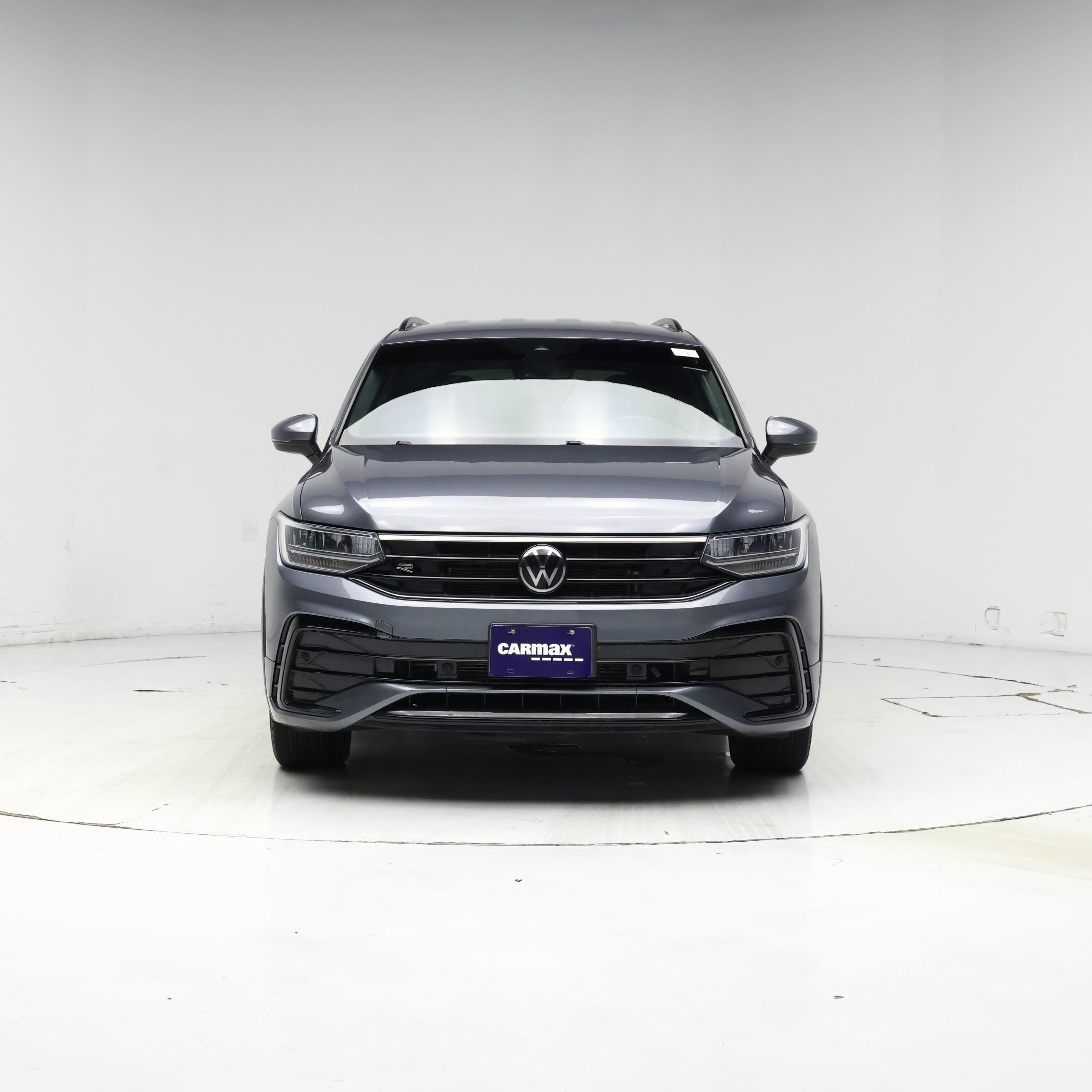 Thumbnail: 2022 Volkswagen Tiguan - 5