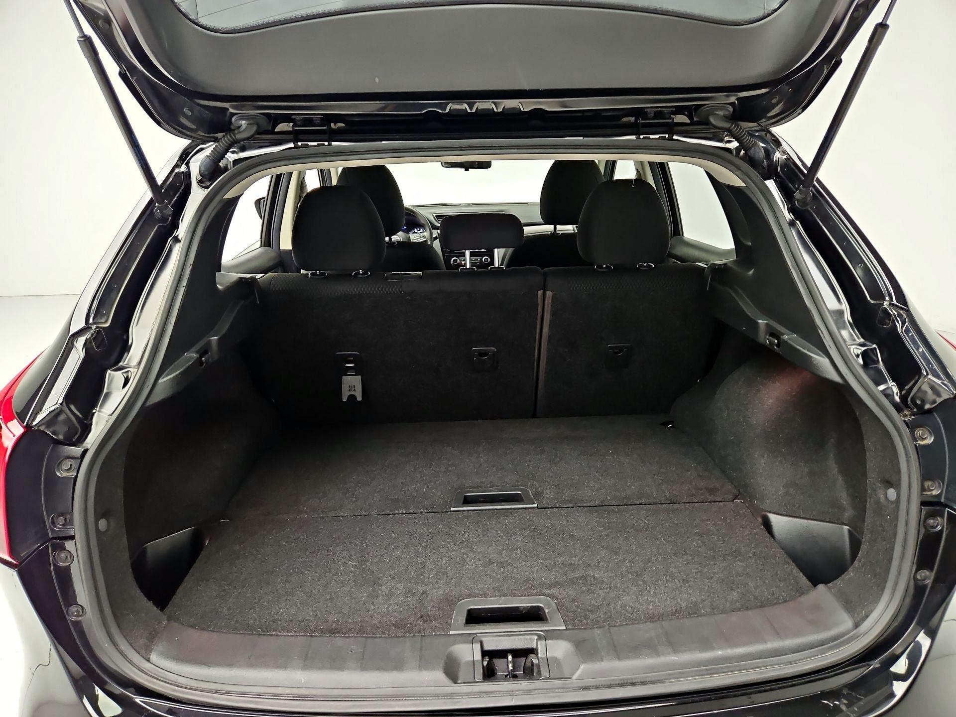 Thumbnail: 2019 Nissan Rogue Sport - 20