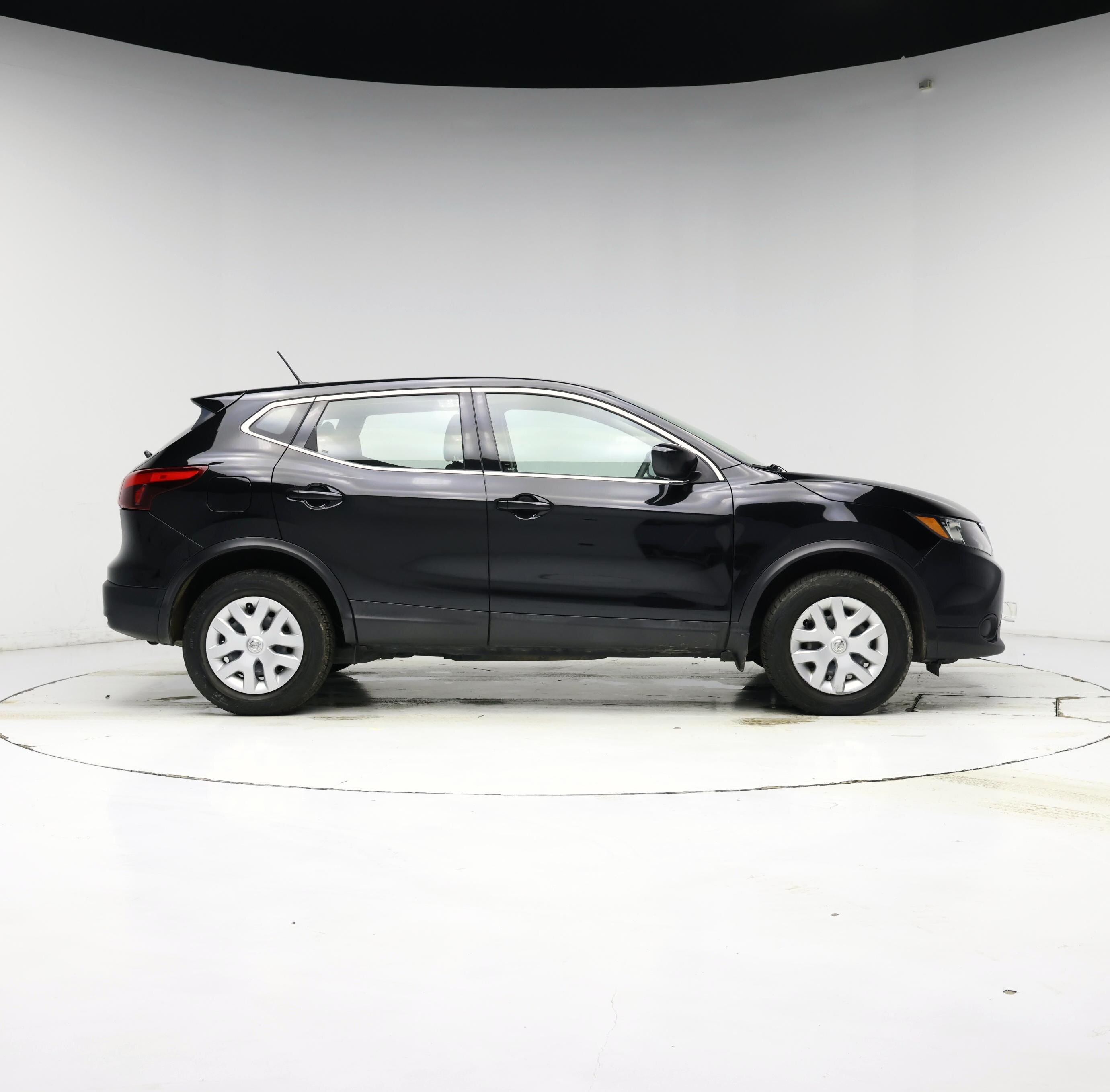Thumbnail: 2019 Nissan Rogue Sport - 7