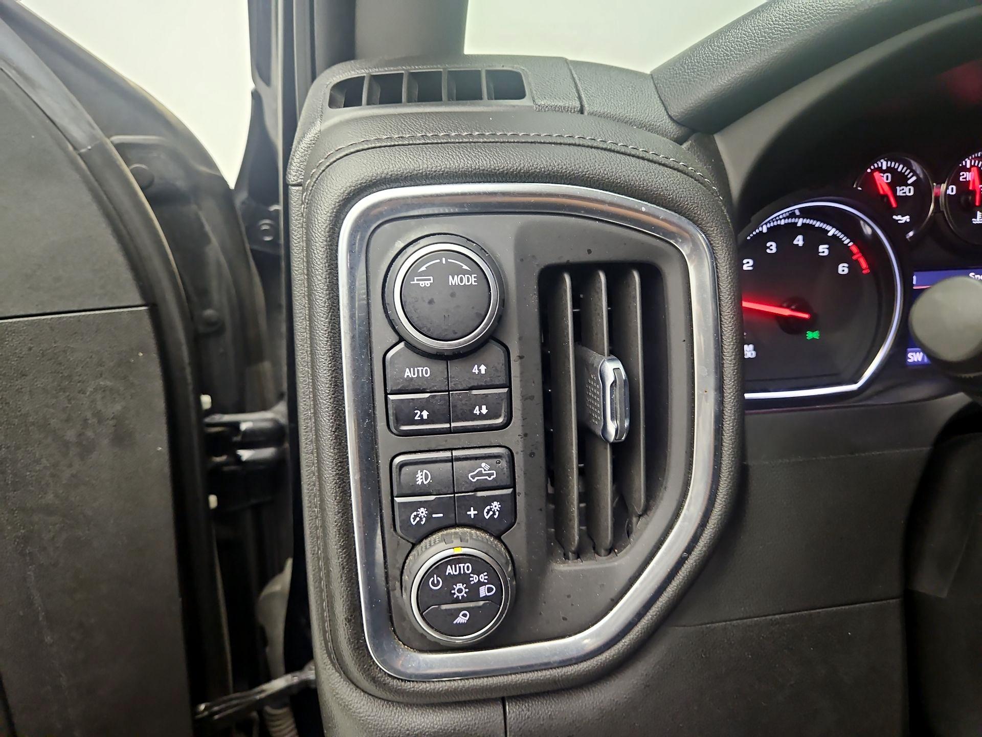 Thumbnail: 2022 Chevrolet Silverado 1500 - 13