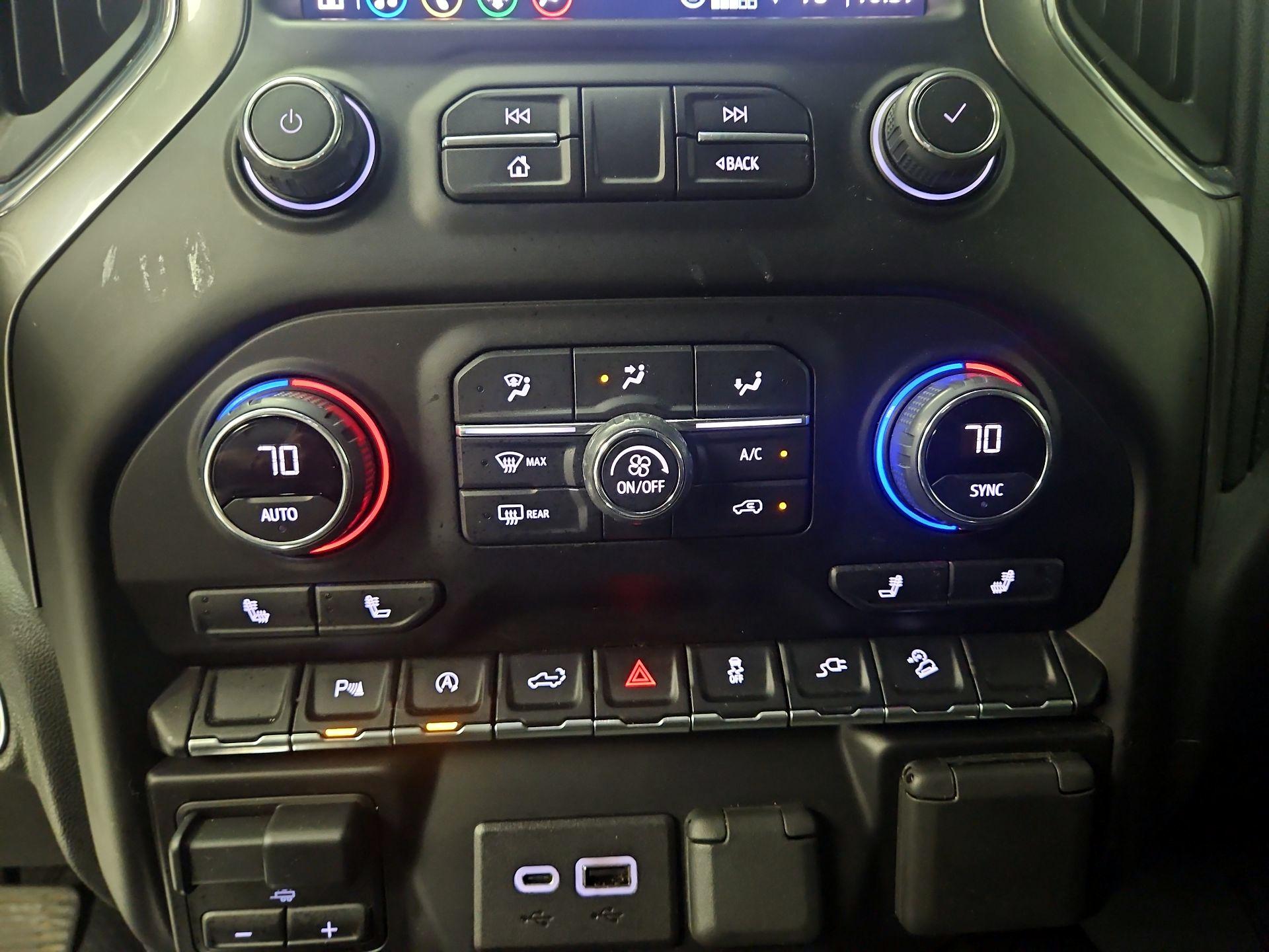 Thumbnail: 2022 Chevrolet Silverado 1500 - 16