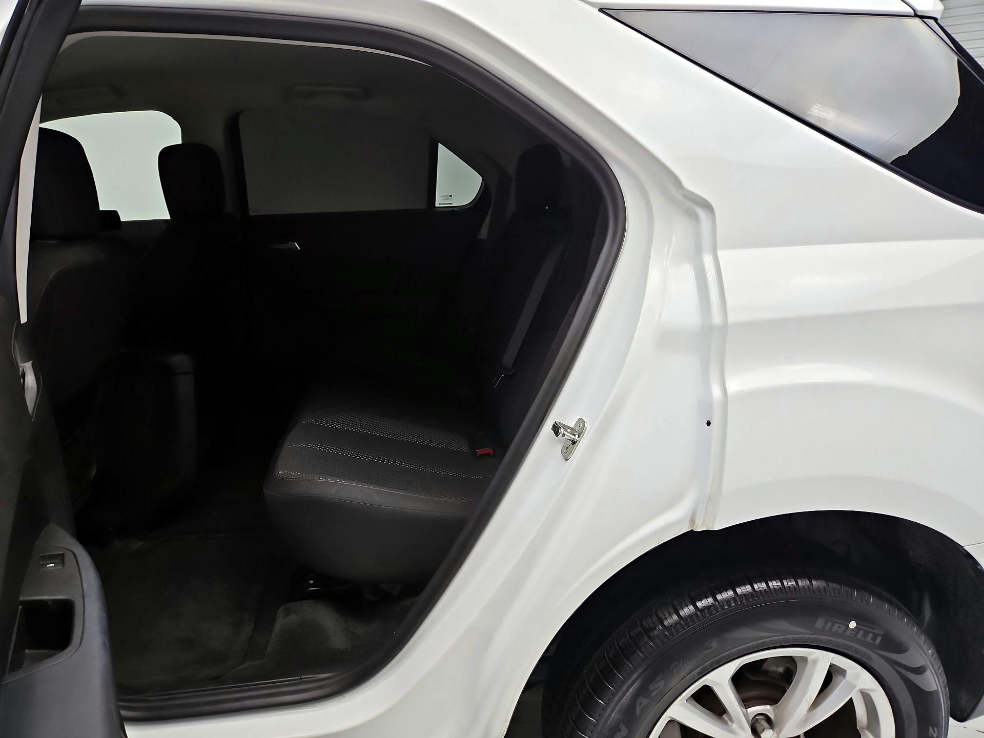 Thumbnail: 2017 Chevrolet Equinox - 18