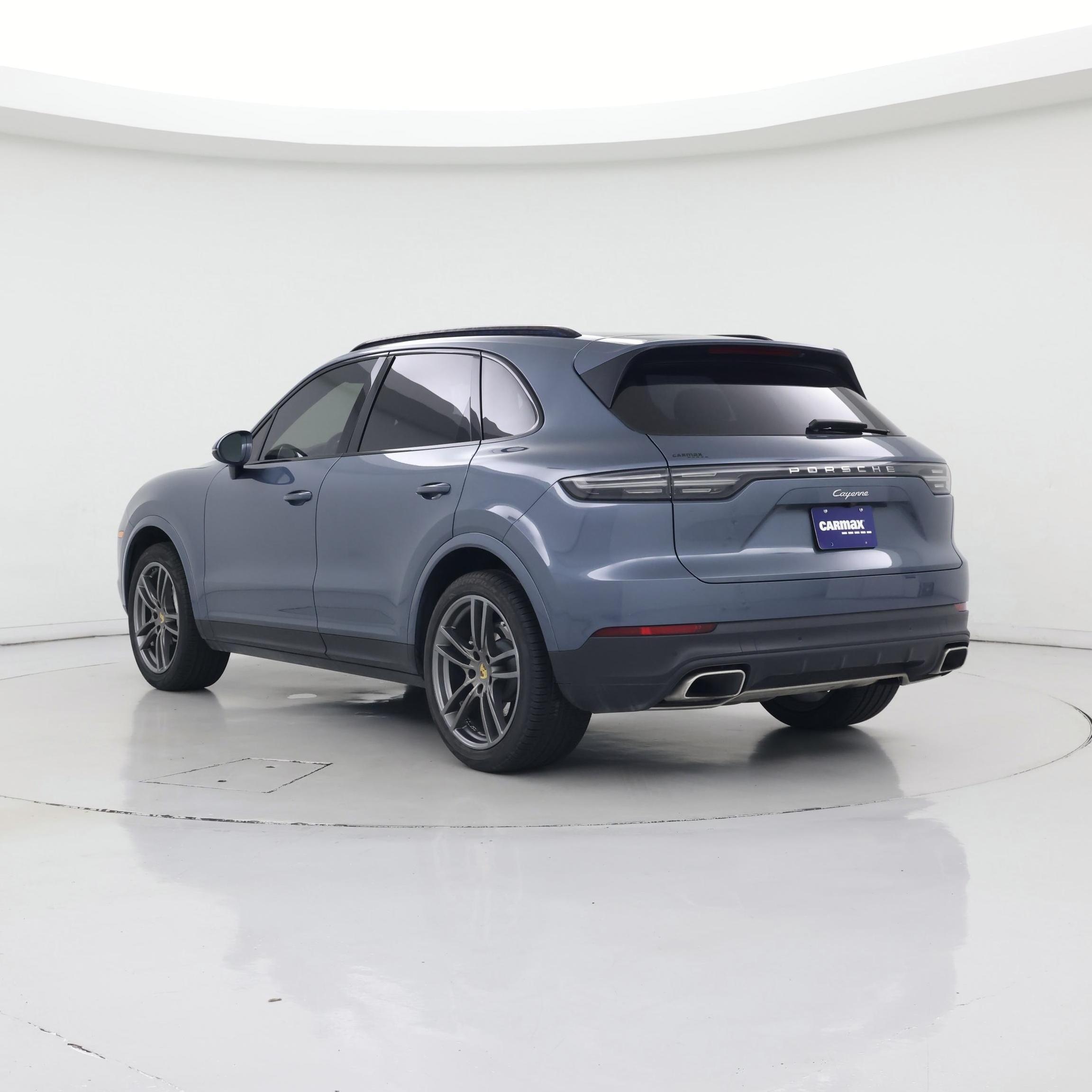 Thumbnail: 2019 Porsche Cayenne - 2