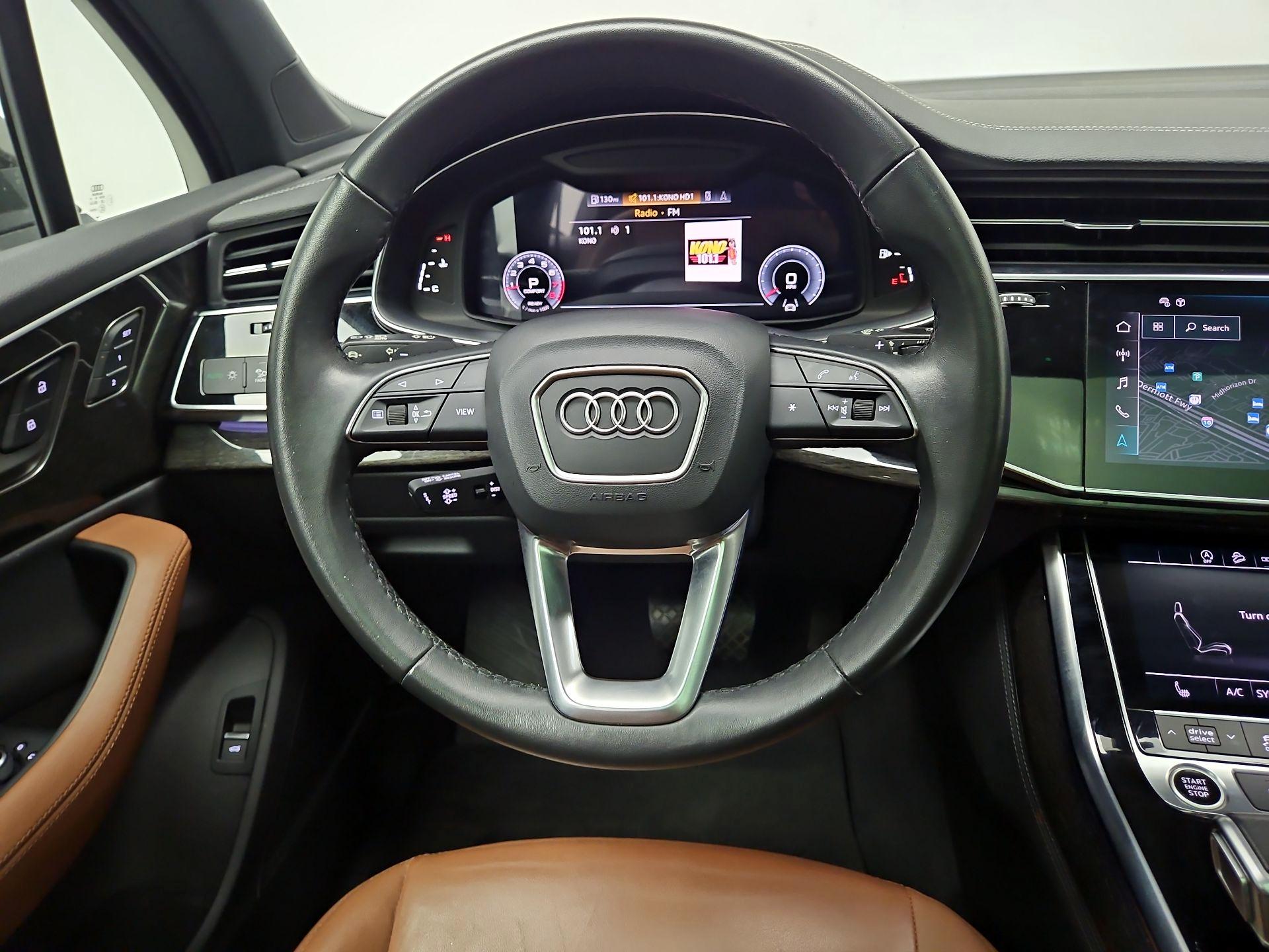 Thumbnail: 2023 Audi Q7 - 10