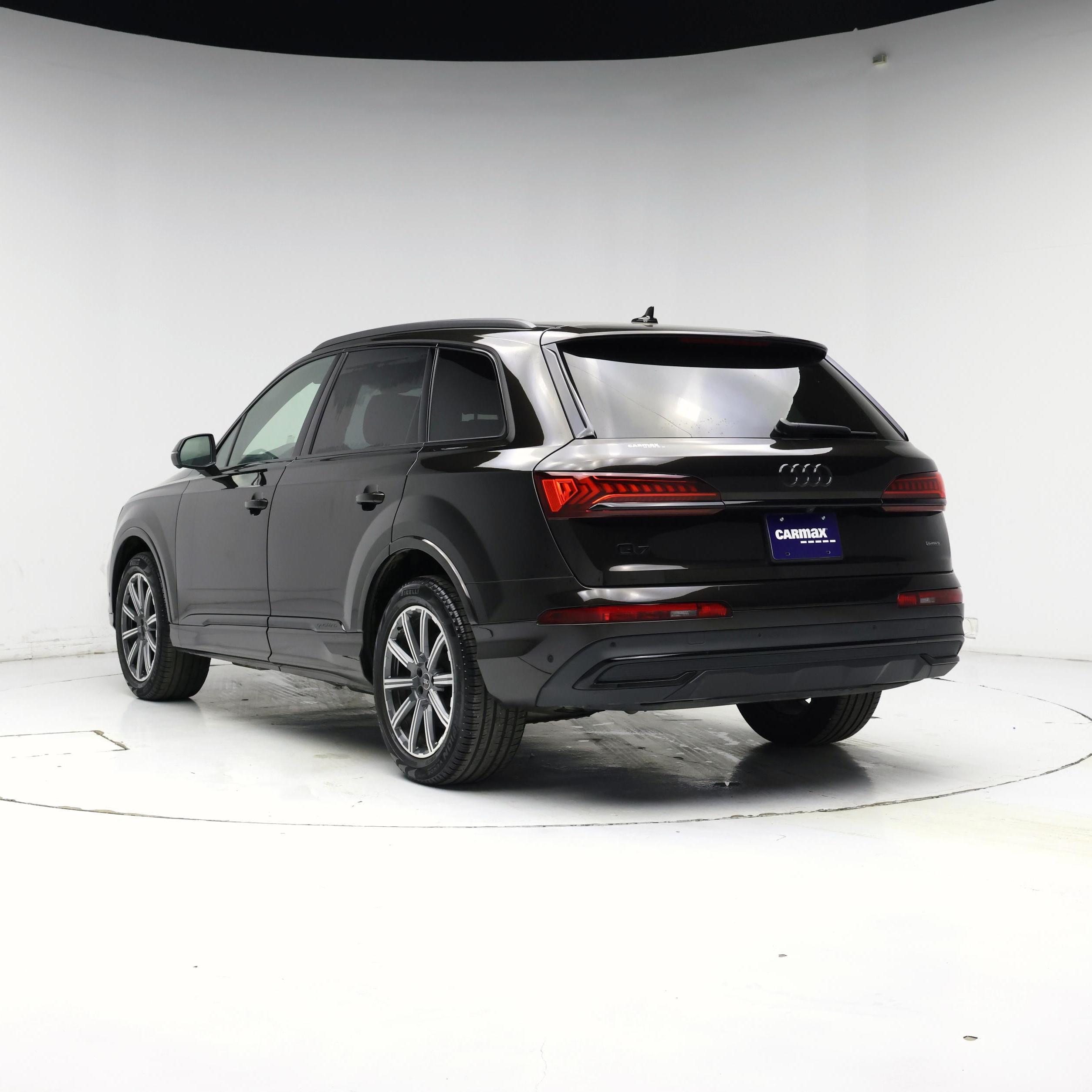 Thumbnail: 2023 Audi Q7 - 2