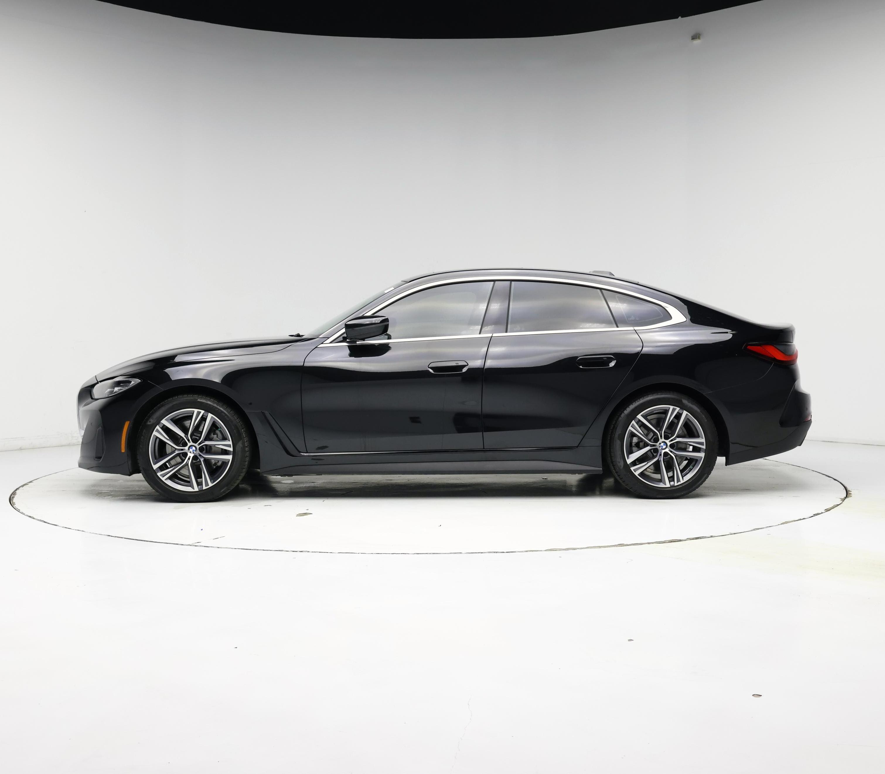 Thumbnail: 2022 BMW 4 Series - 3