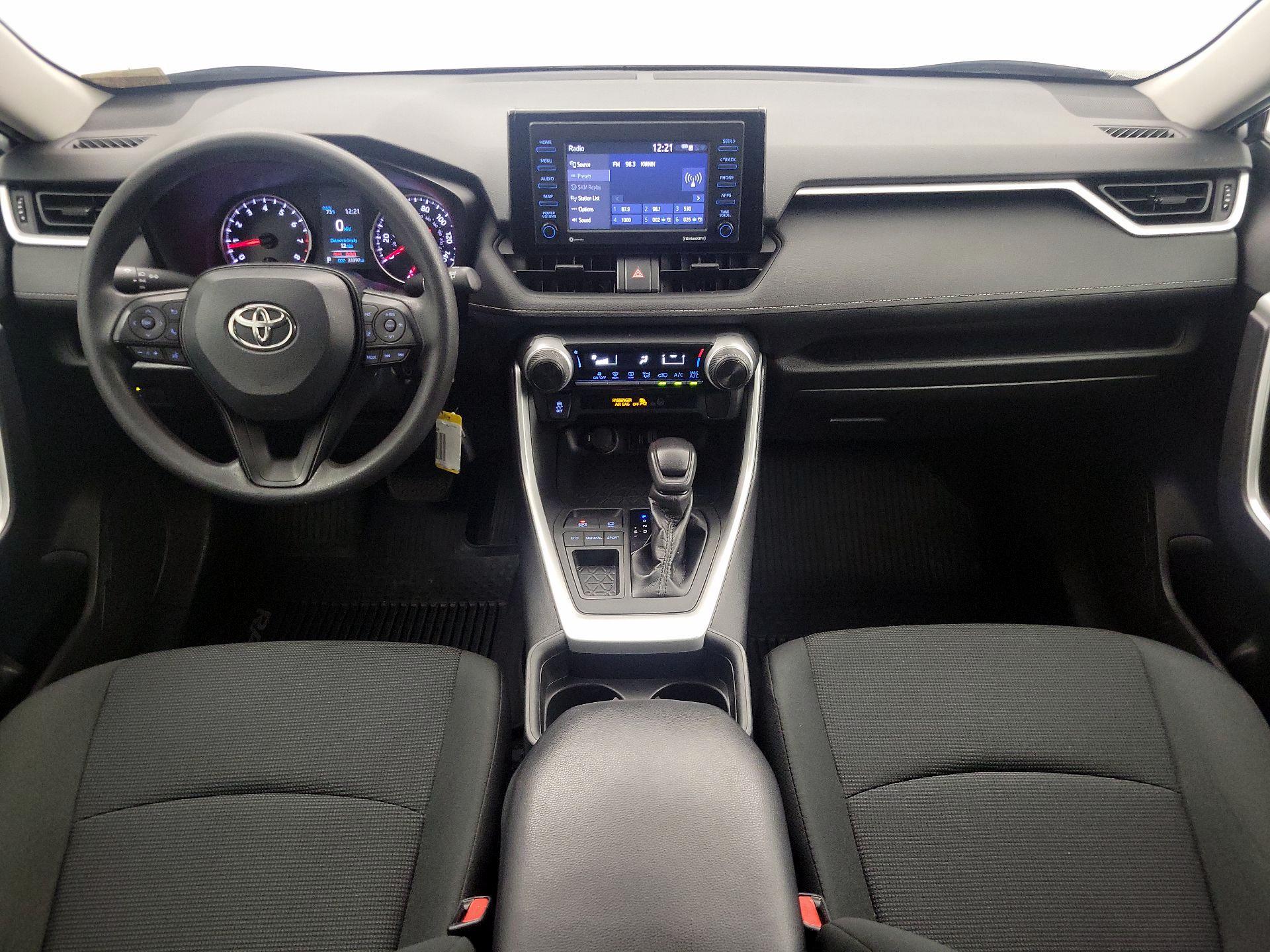 Thumbnail: 2020 Toyota RAV4 - 9